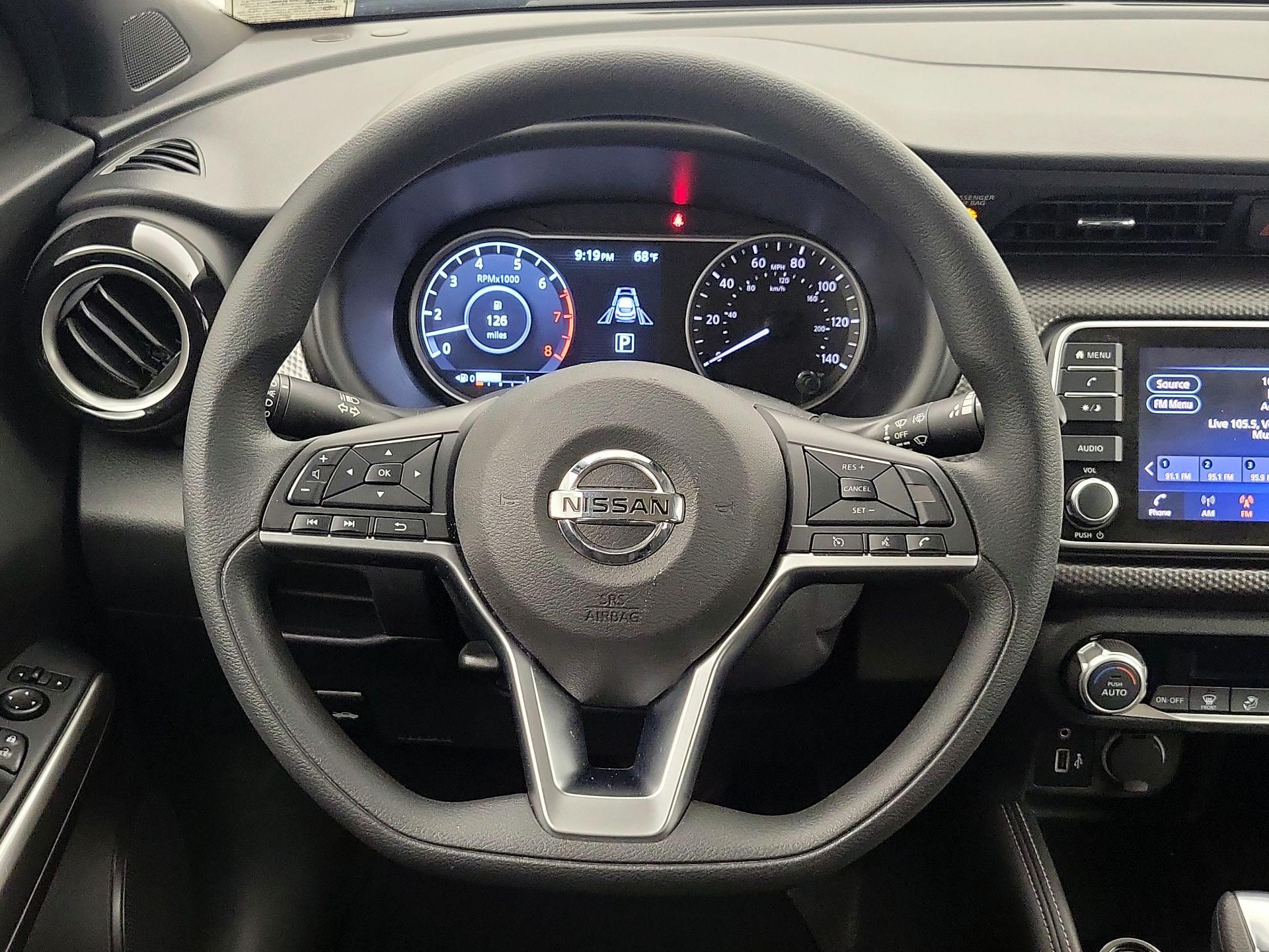 Thumbnail: 2020 Nissan Kicks - 10