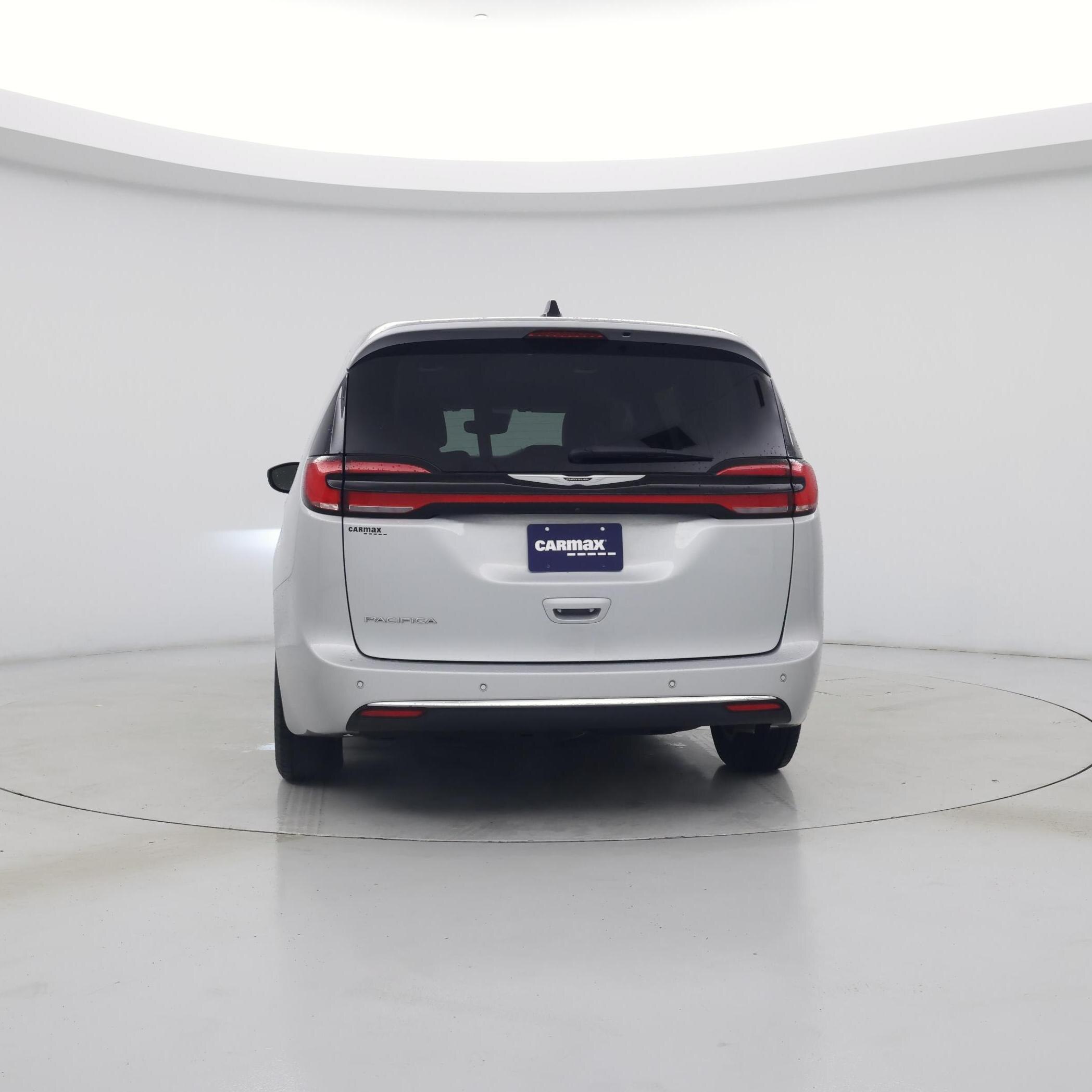 Thumbnail: 2024 Chrysler Pacifica - 6