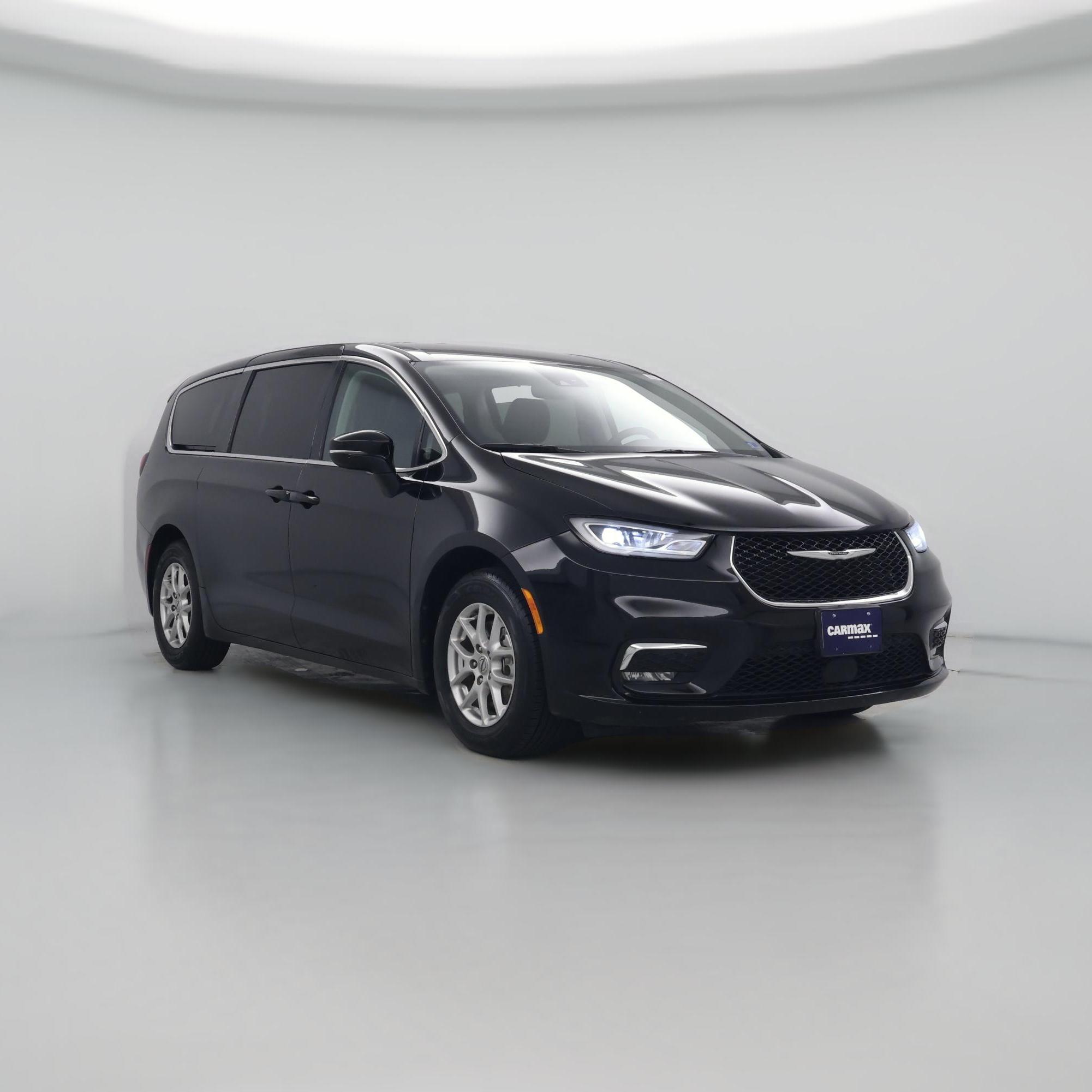 Thumbnail: 2024 Chrysler Pacifica - 1