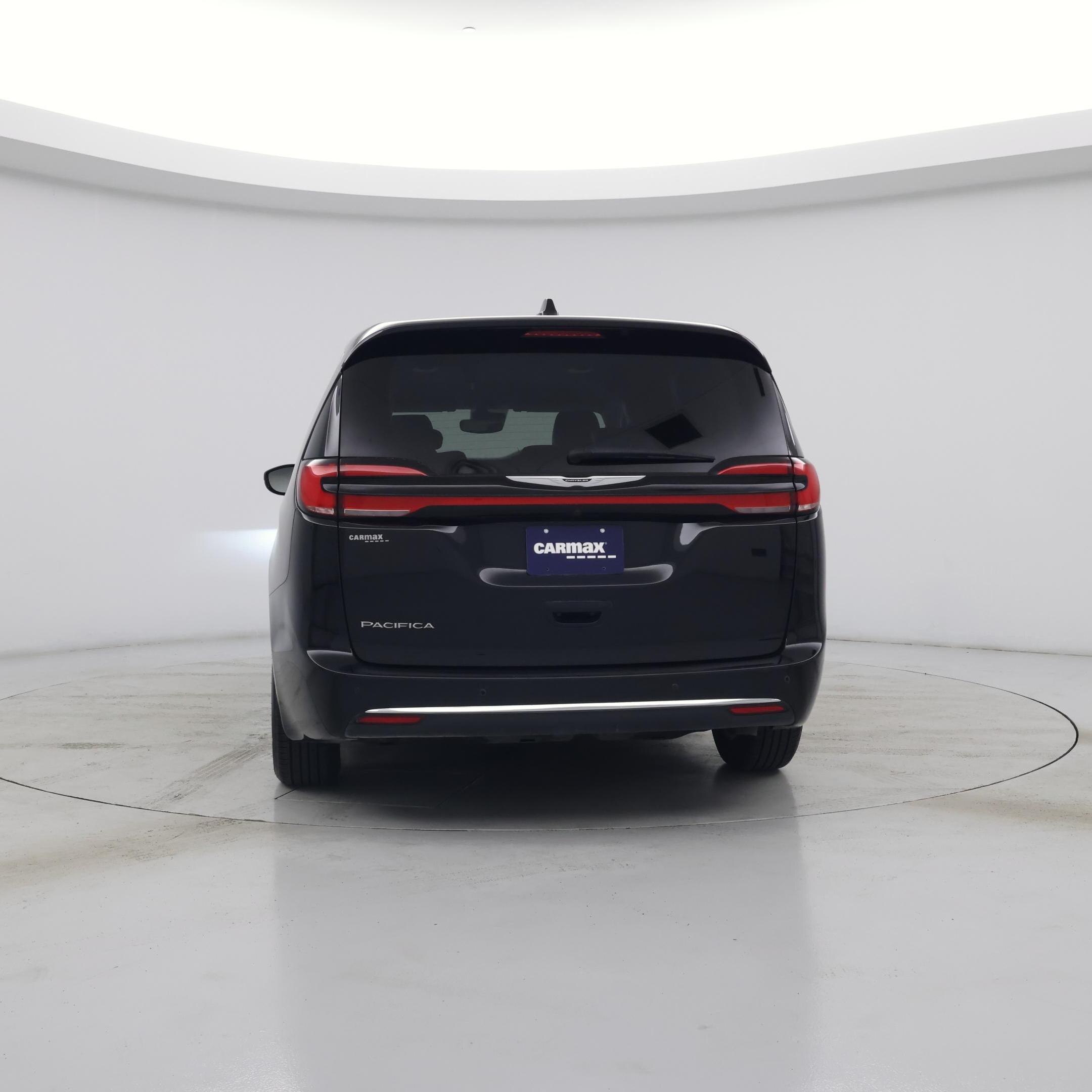 Thumbnail: 2024 Chrysler Pacifica - 6