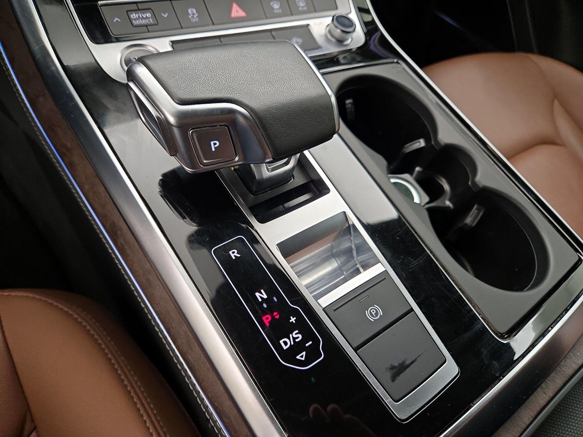 Thumbnail: 2025 Audi Q7 - 18