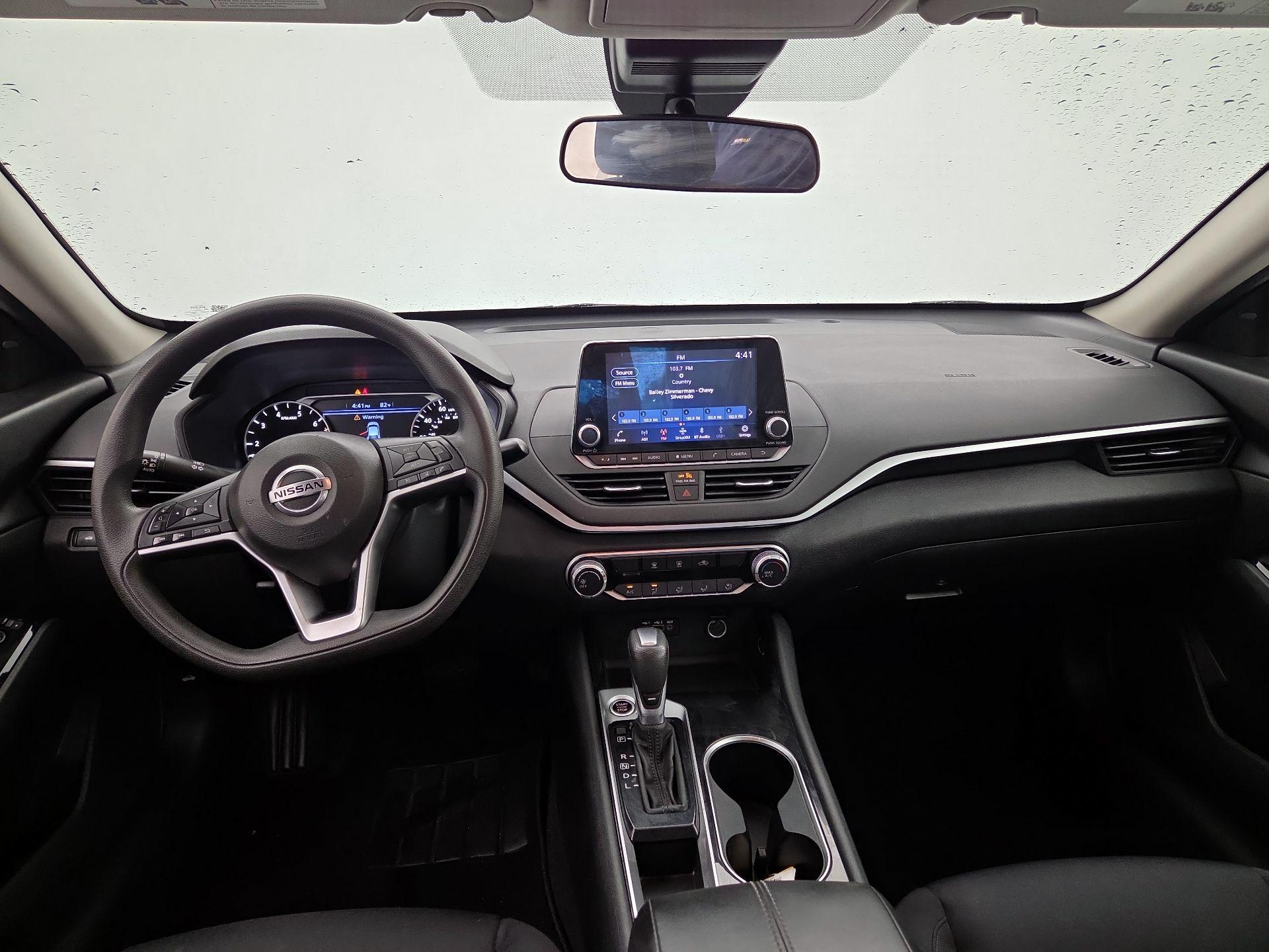 Thumbnail: 2021 Nissan Altima - 9