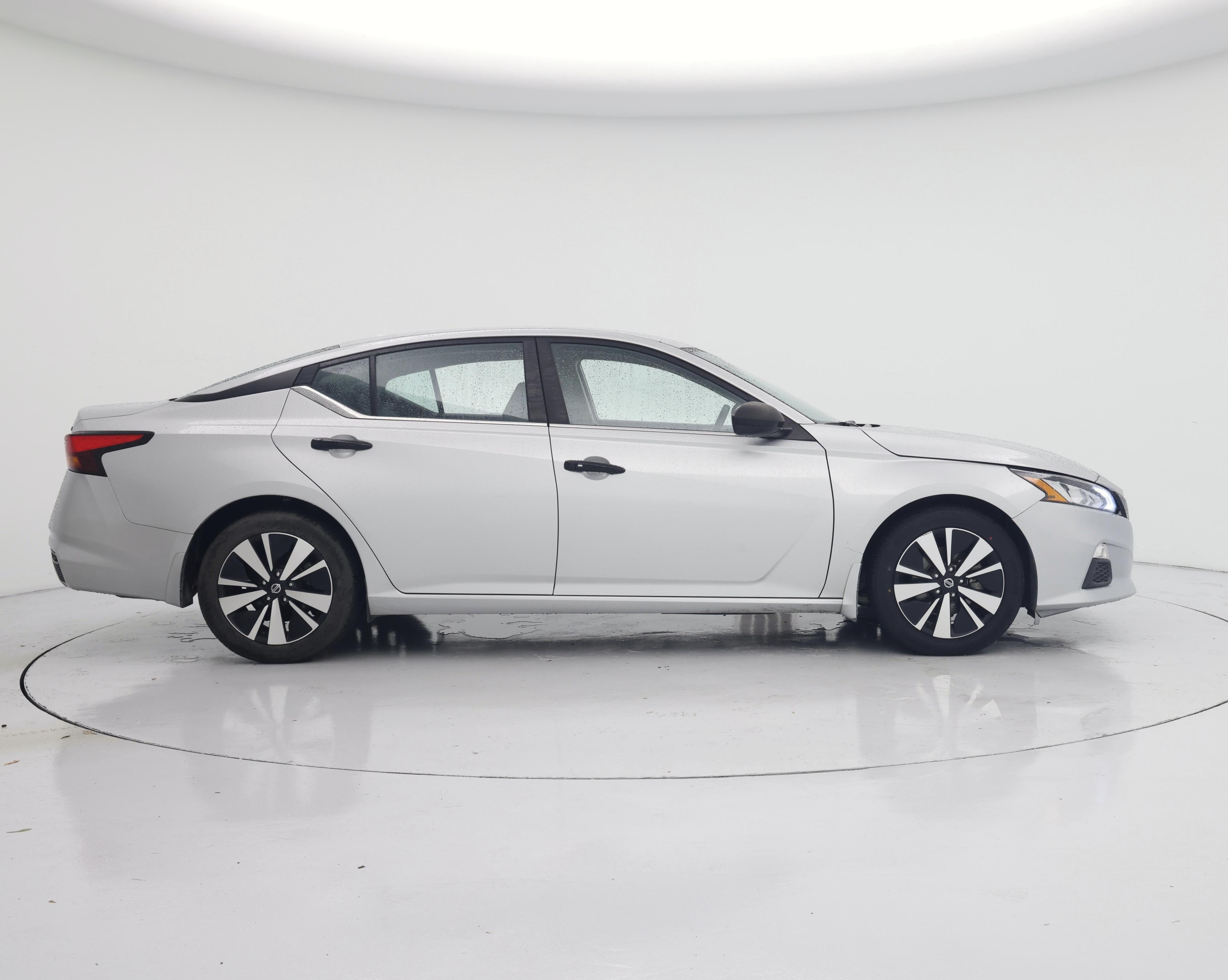 Thumbnail: 2021 Nissan Altima - 7