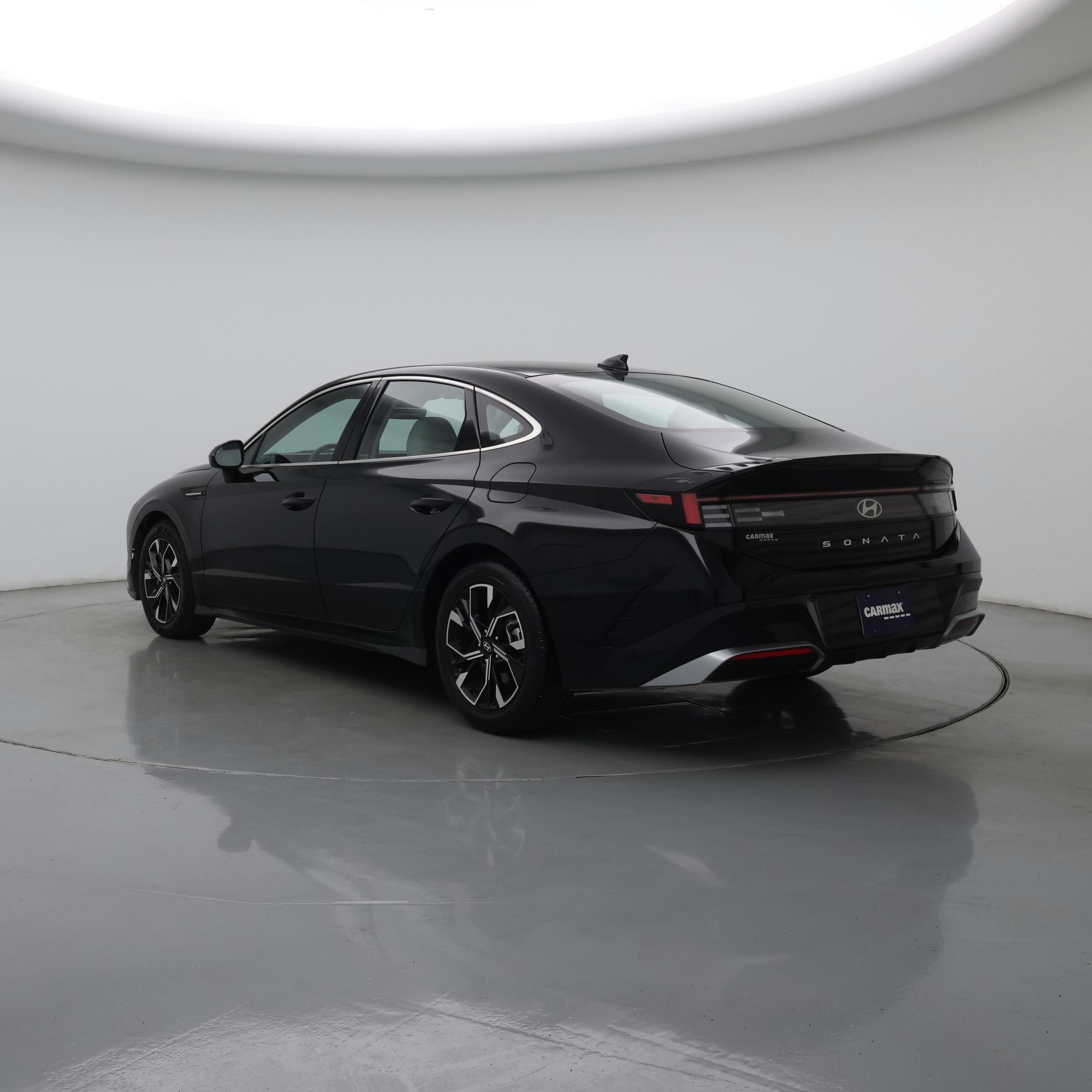 Thumbnail: 2024 Hyundai Sonata - 2
