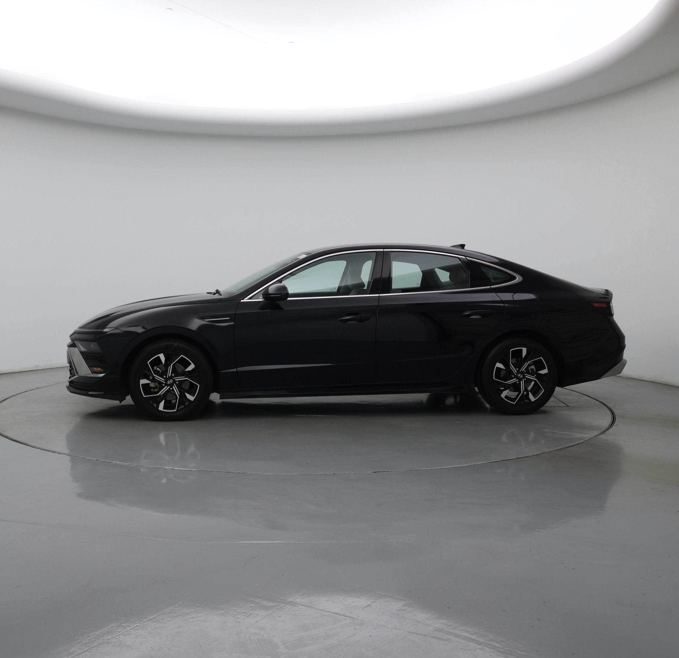 Thumbnail: 2024 Hyundai Sonata - 3
