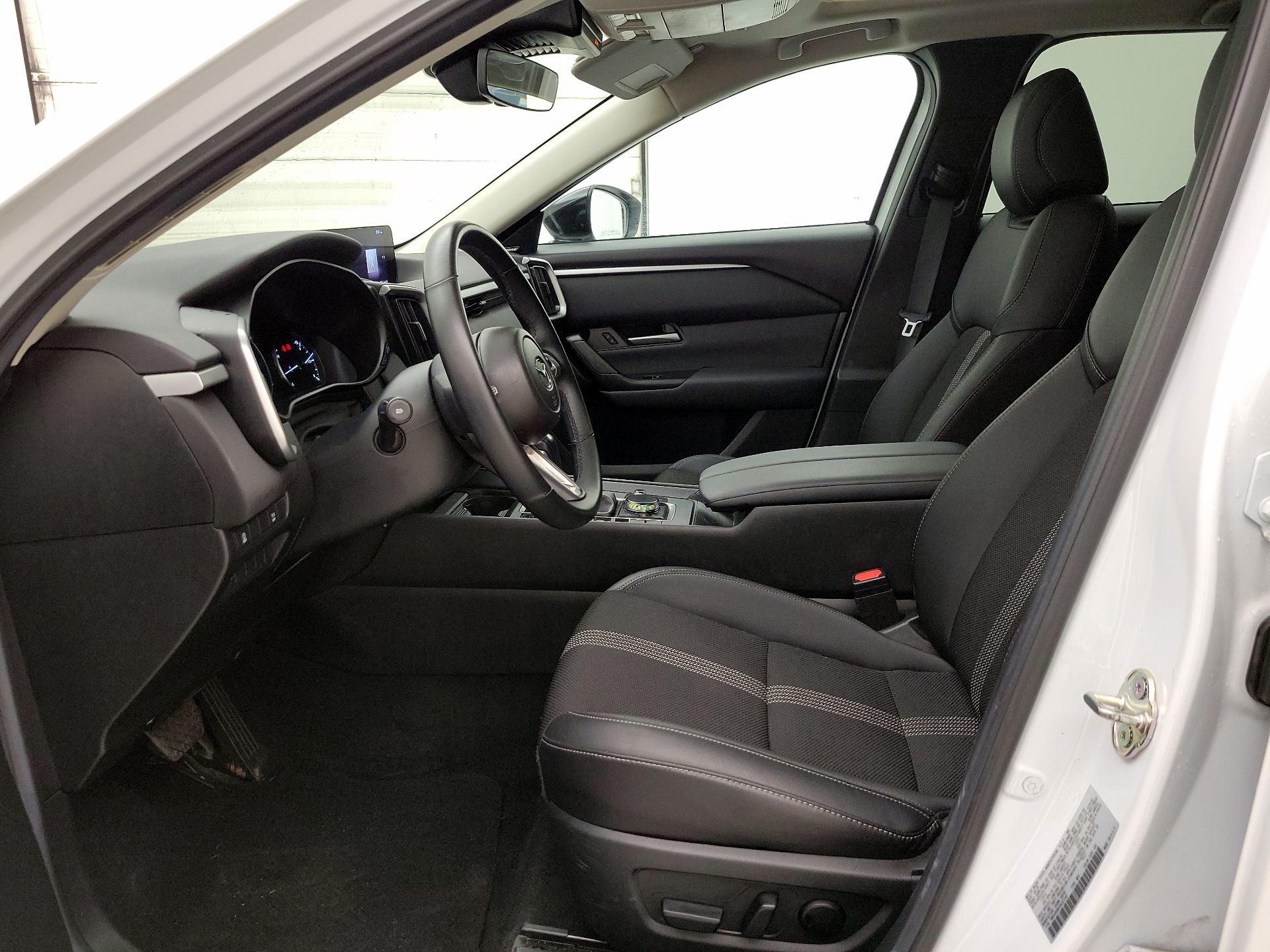 Thumbnail: 2025 Mazda CX-50 - 11