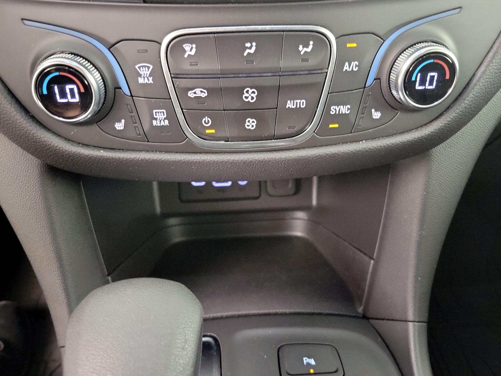 Thumbnail: 2024 Chevrolet Equinox - 15