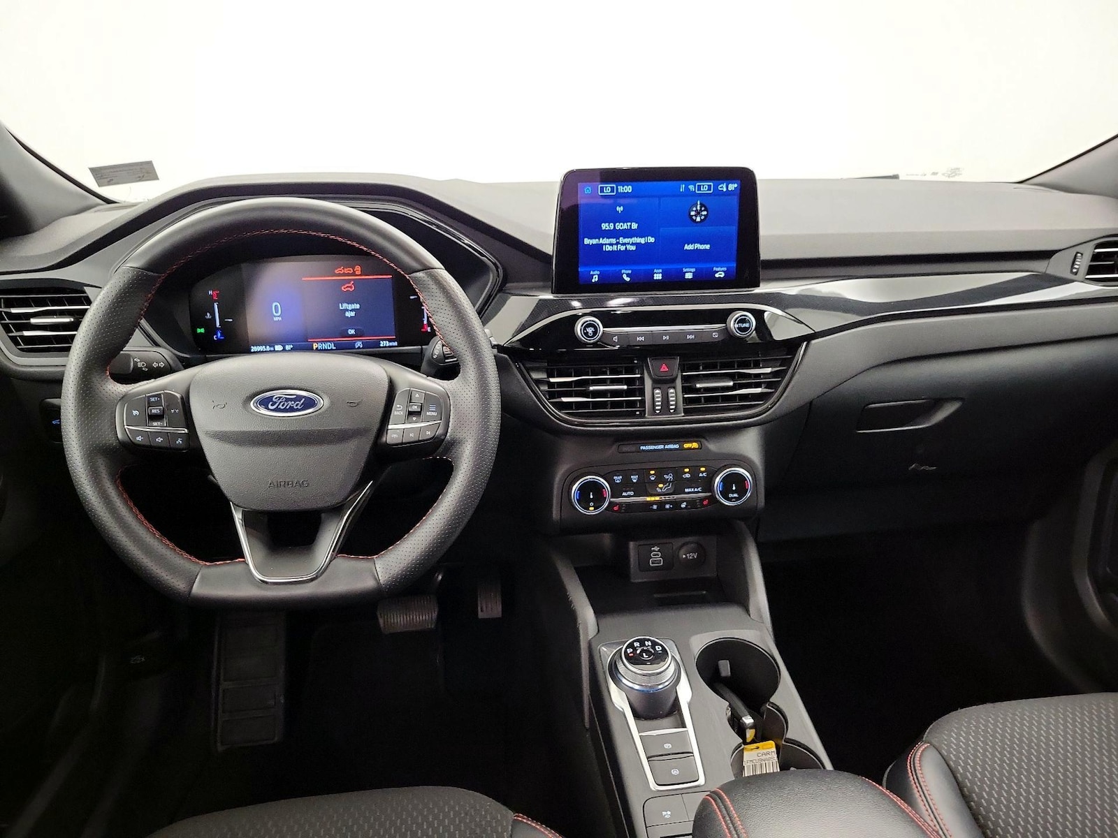 2025 Ford Escape ST-Line Select - Photo 10