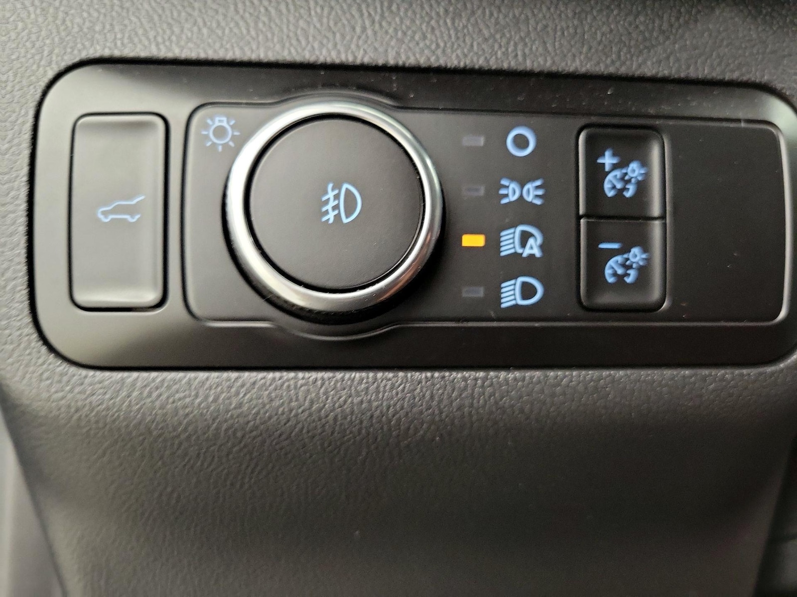 2025 Ford Escape ST-Line Select - Photo 14