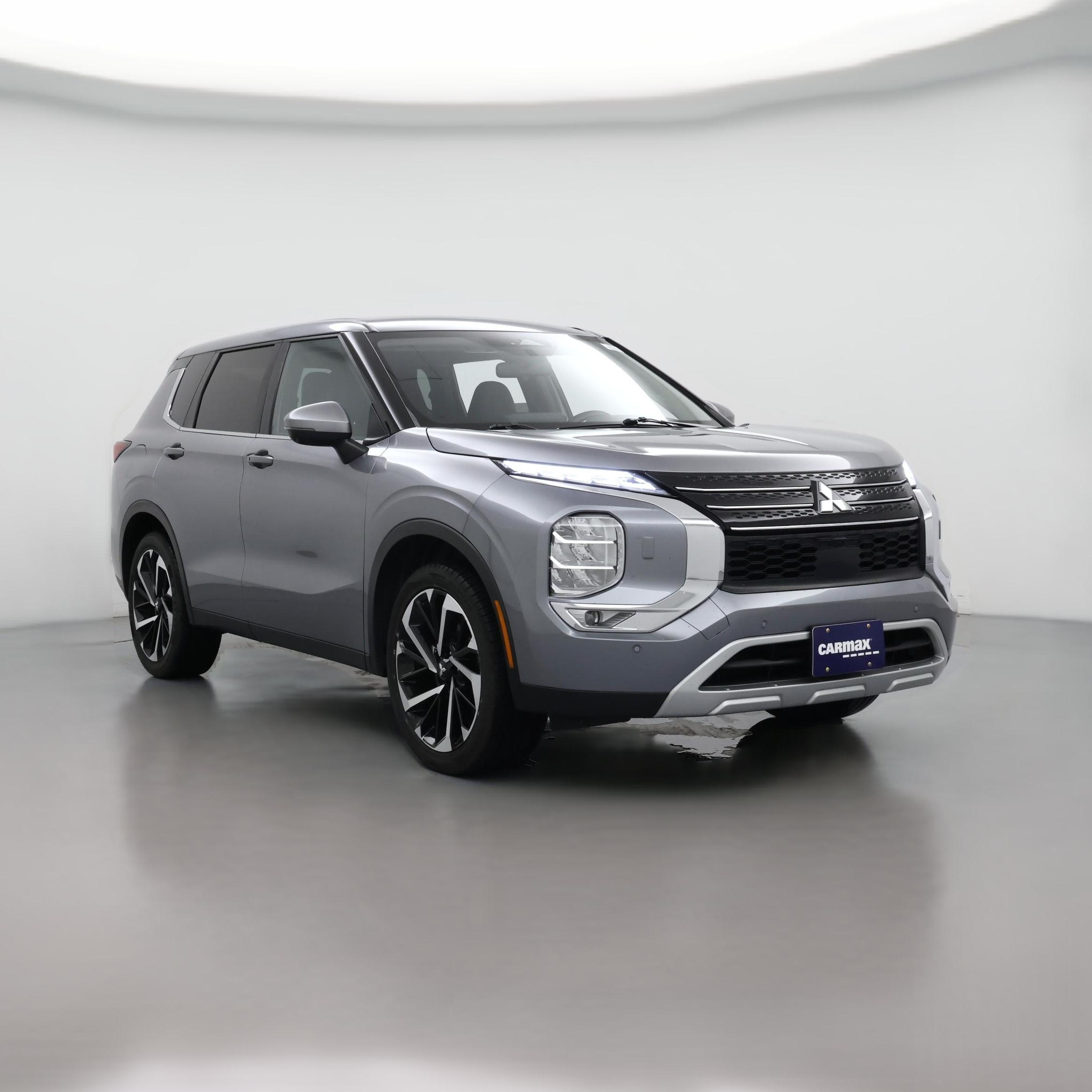 Thumbnail: 2024 Mitsubishi Outlander - 1