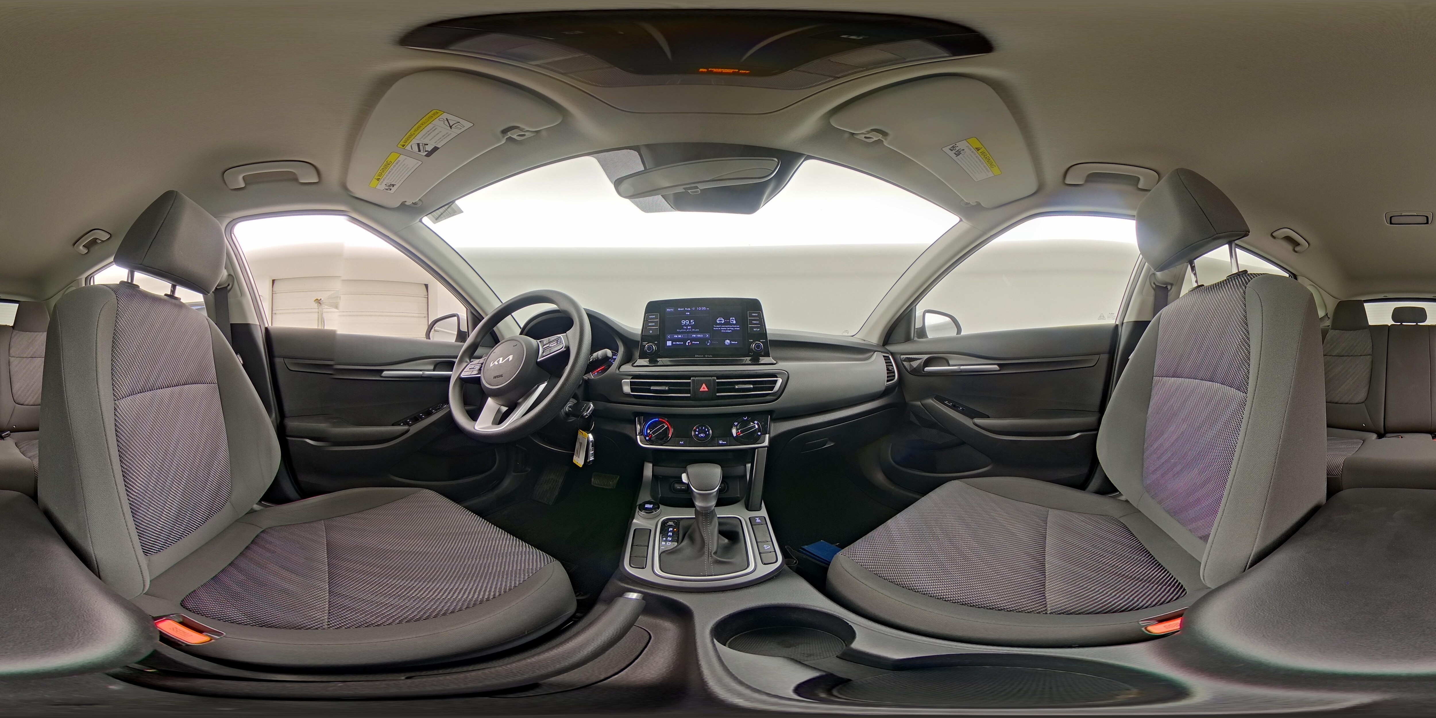 2023 Kia Seltos LX - Photo 25