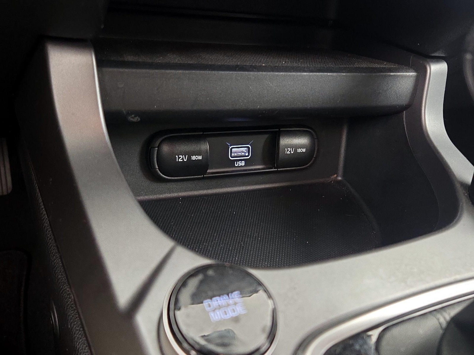 2023 Kia Seltos LX - Photo 17
