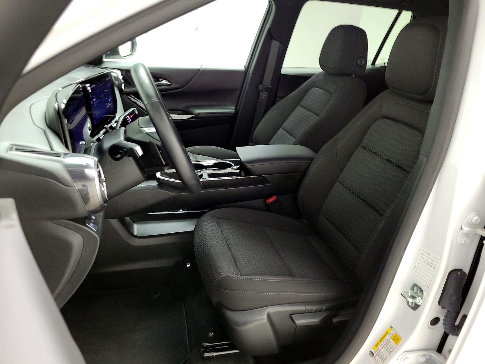 2026 Chevrolet Equinox LT - Photo 12