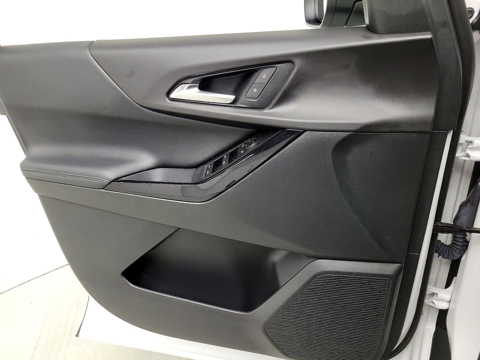 2026 Chevrolet Equinox LT - Photo 13