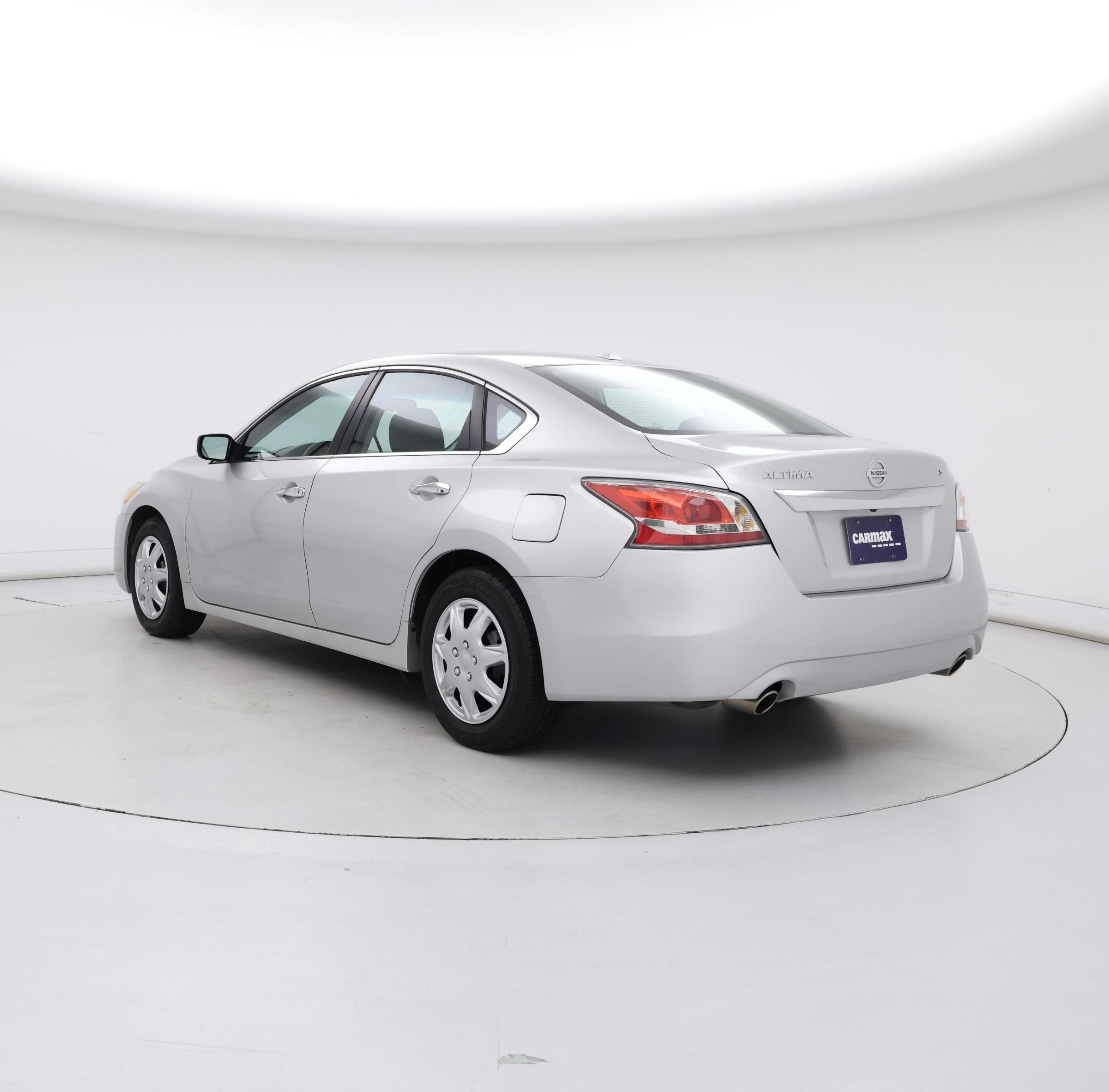 Thumbnail: 2015 Nissan Altima - 2