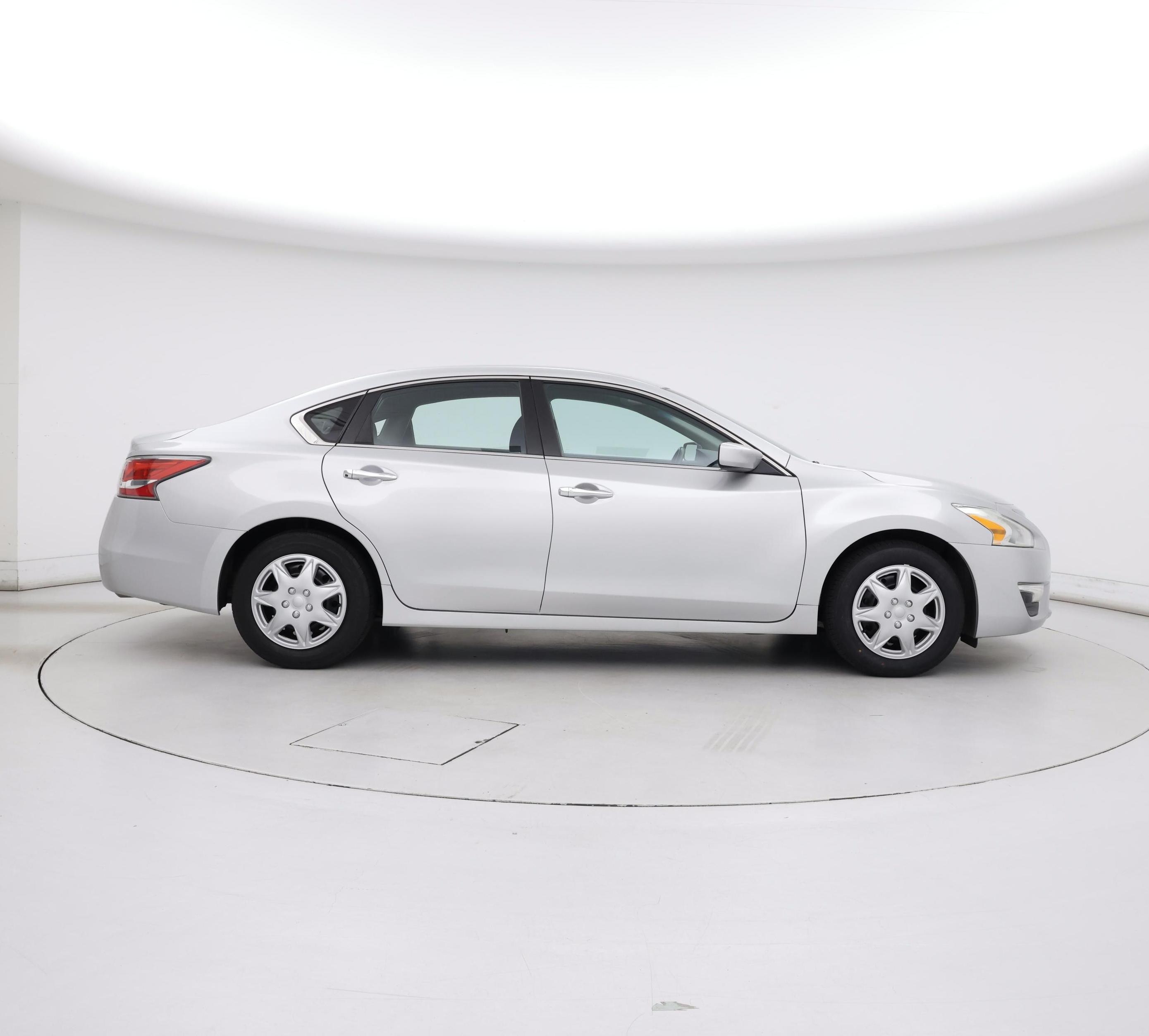 Thumbnail: 2015 Nissan Altima - 7