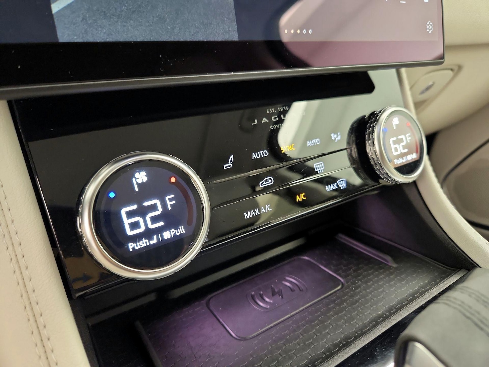 2023 Jaguar F-Pace S - Photo 18