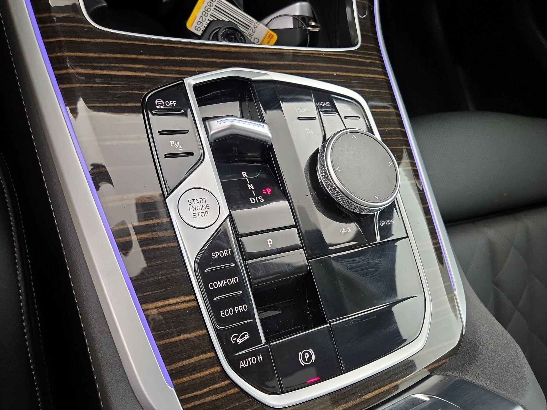Thumbnail: 2026 BMW X5 - 18
