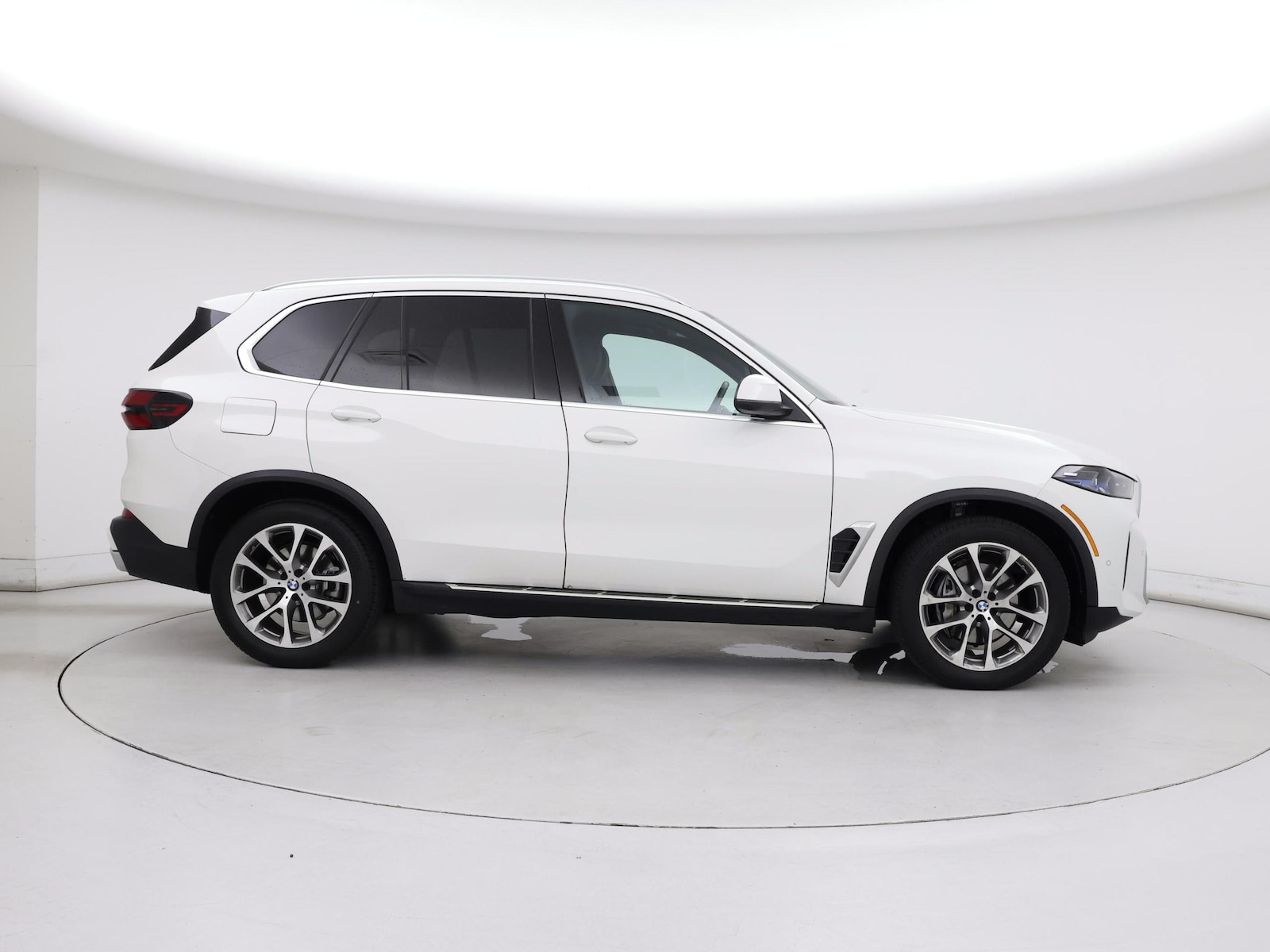 2026 BMW X5 40i - Photo 8