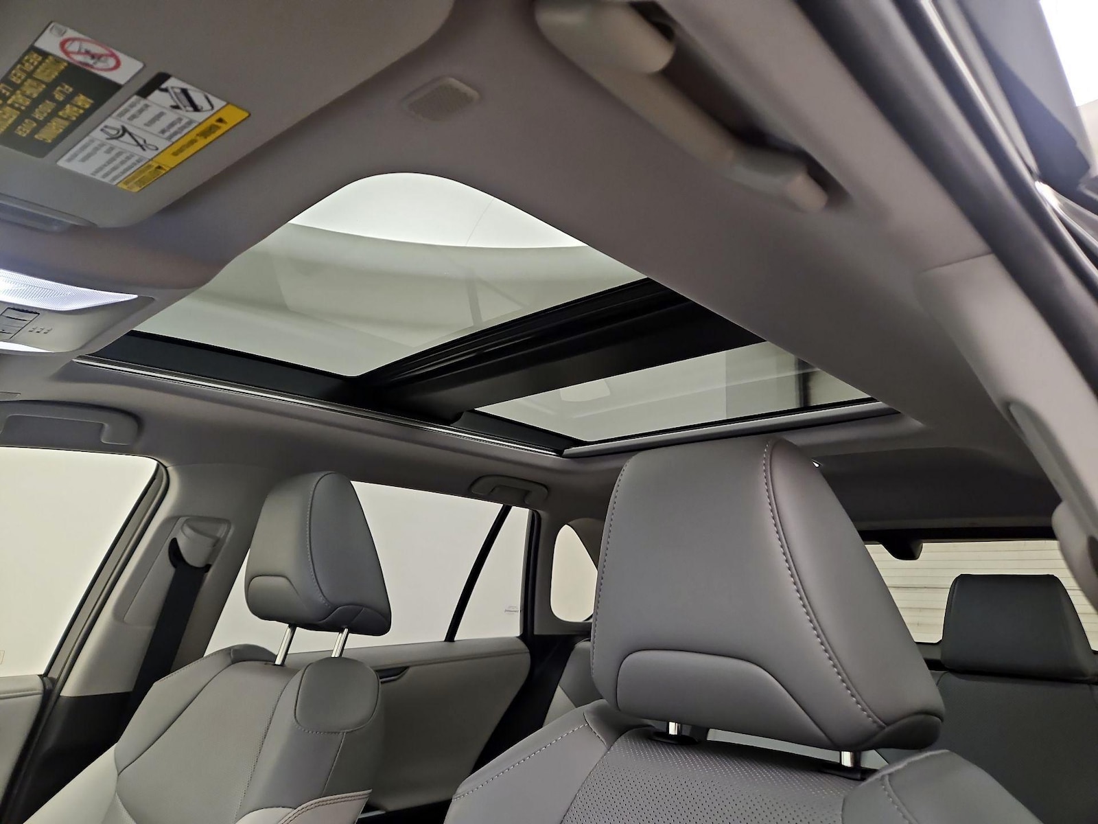 2024 Toyota RAV4 Limited - Photo 20