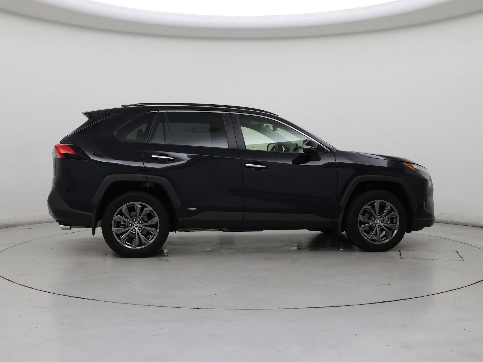 2024 Toyota RAV4 Limited - Photo 8