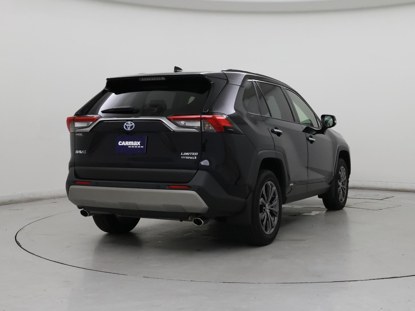 2024 Toyota RAV4 Limited - Photo 9
