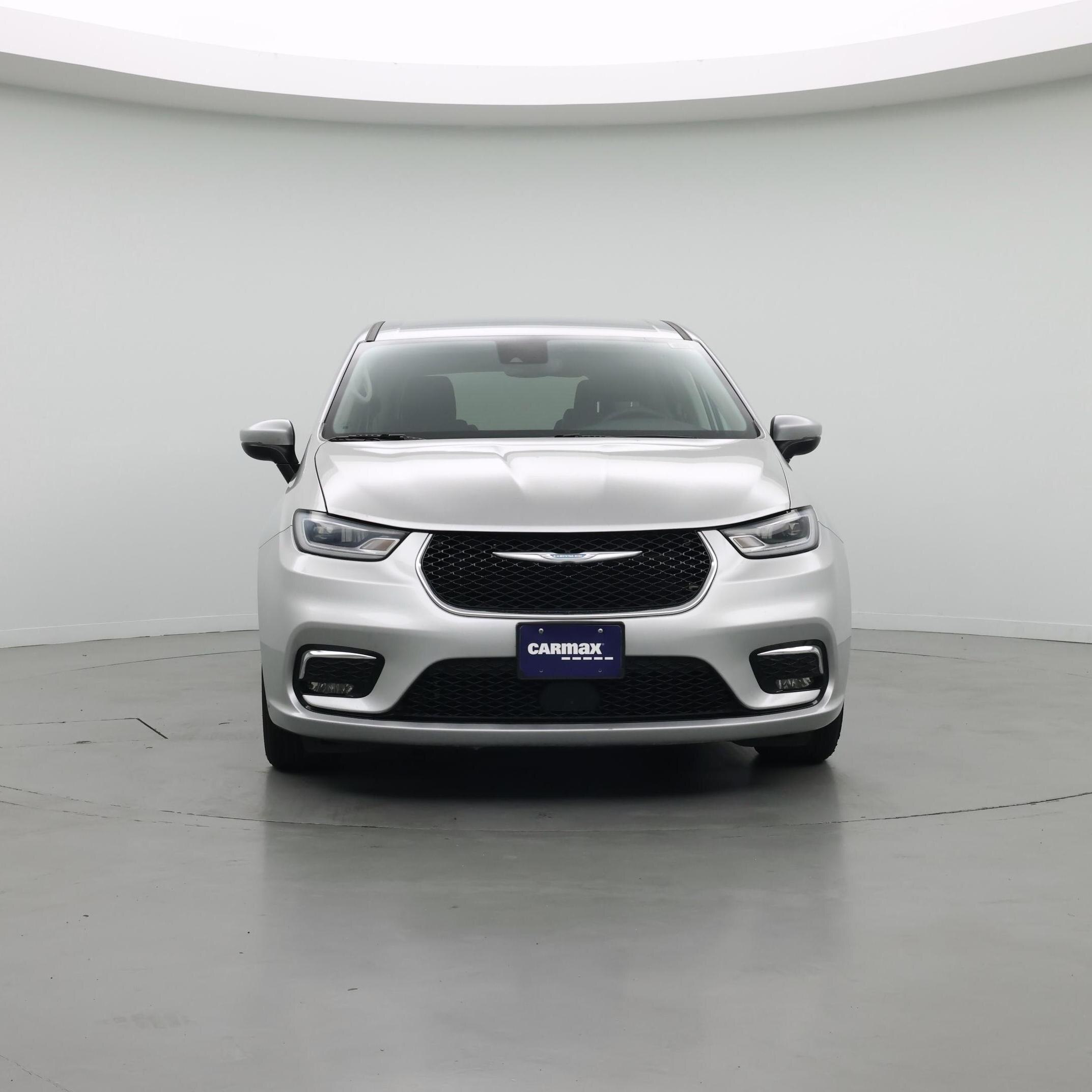 Thumbnail: 2023 Chrysler Pacifica - 5