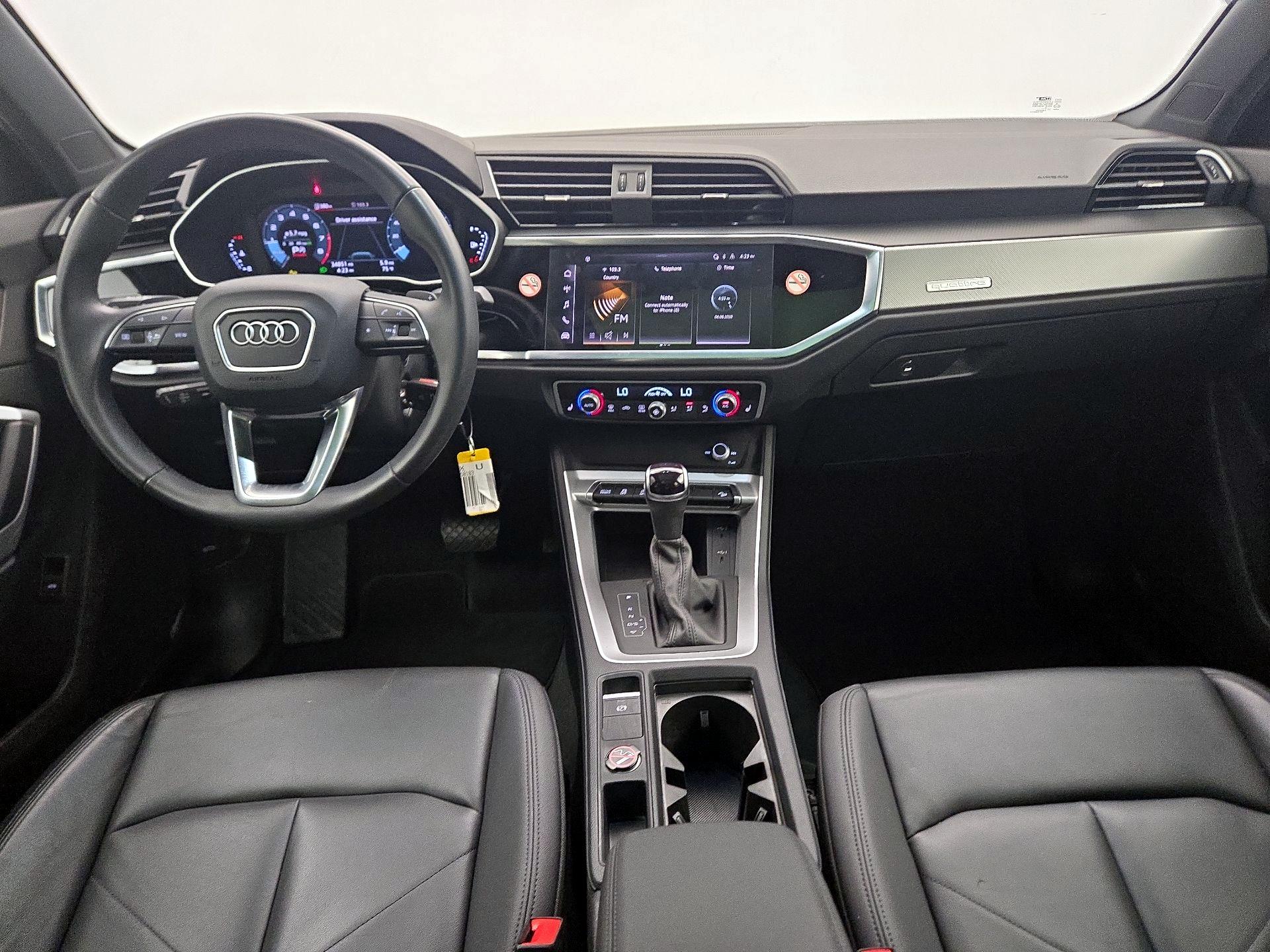 Thumbnail: 2025 Audi Q3 - 9