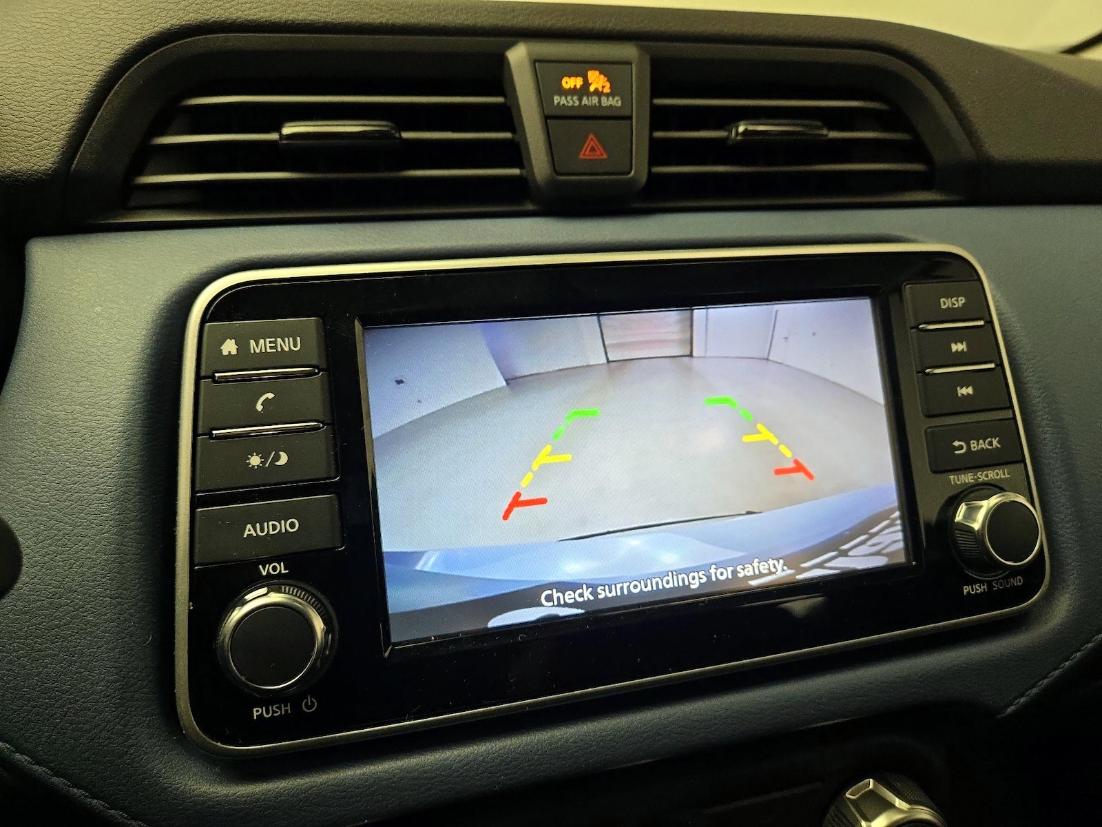 2025 Nissan Versa Sedan SV - Photo 14