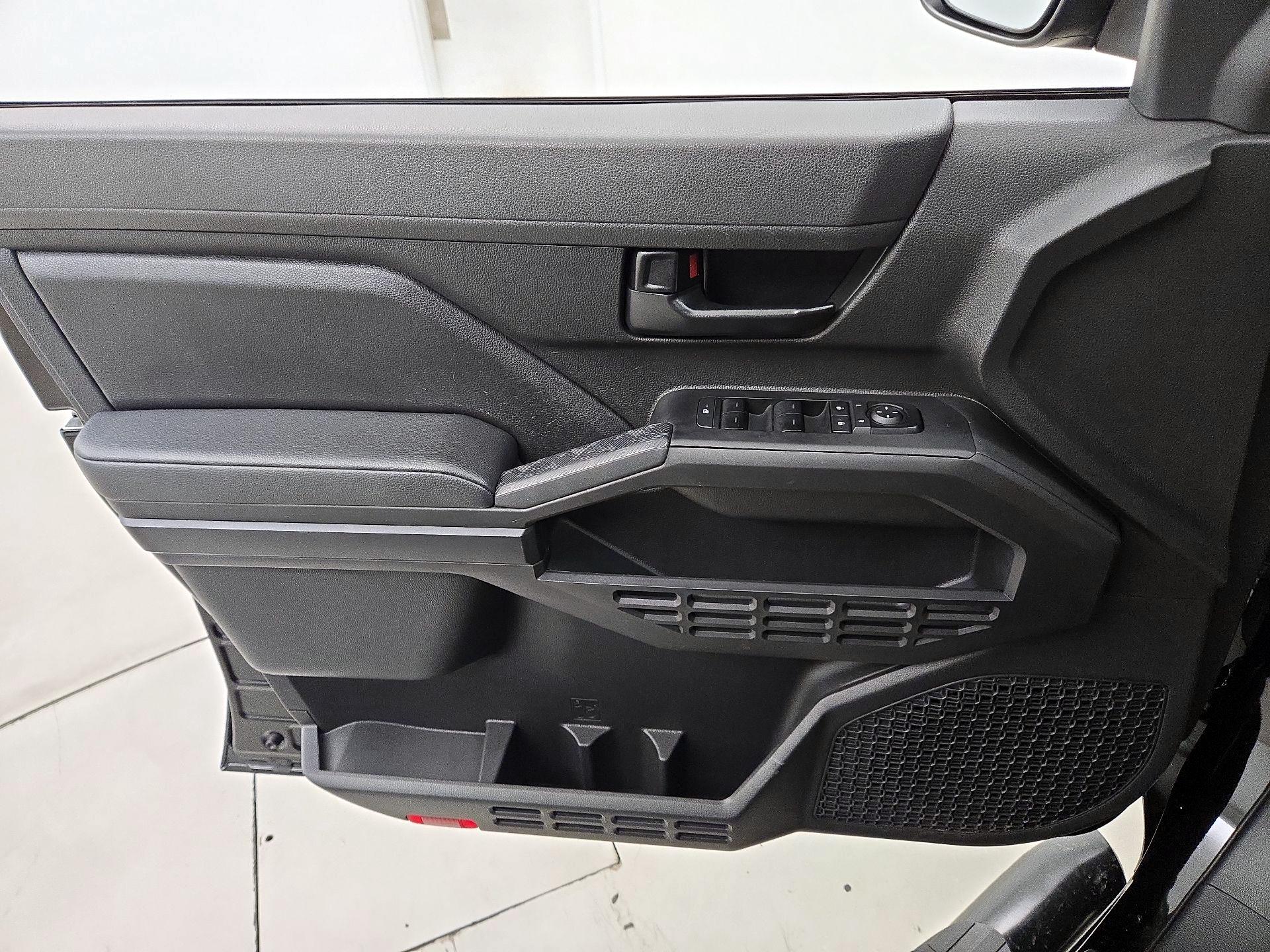 Thumbnail: 2024 Toyota Tacoma - 12