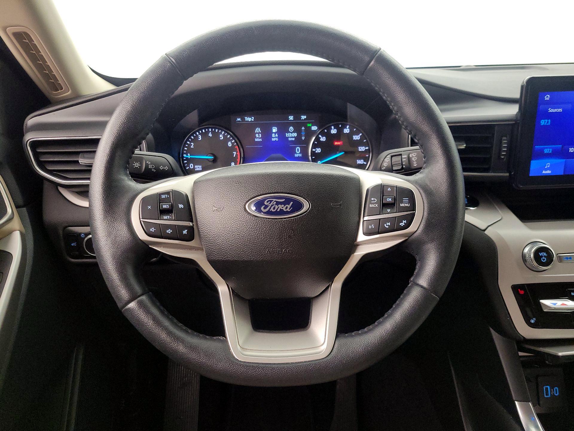 Thumbnail: 2023 Ford Explorer - 10