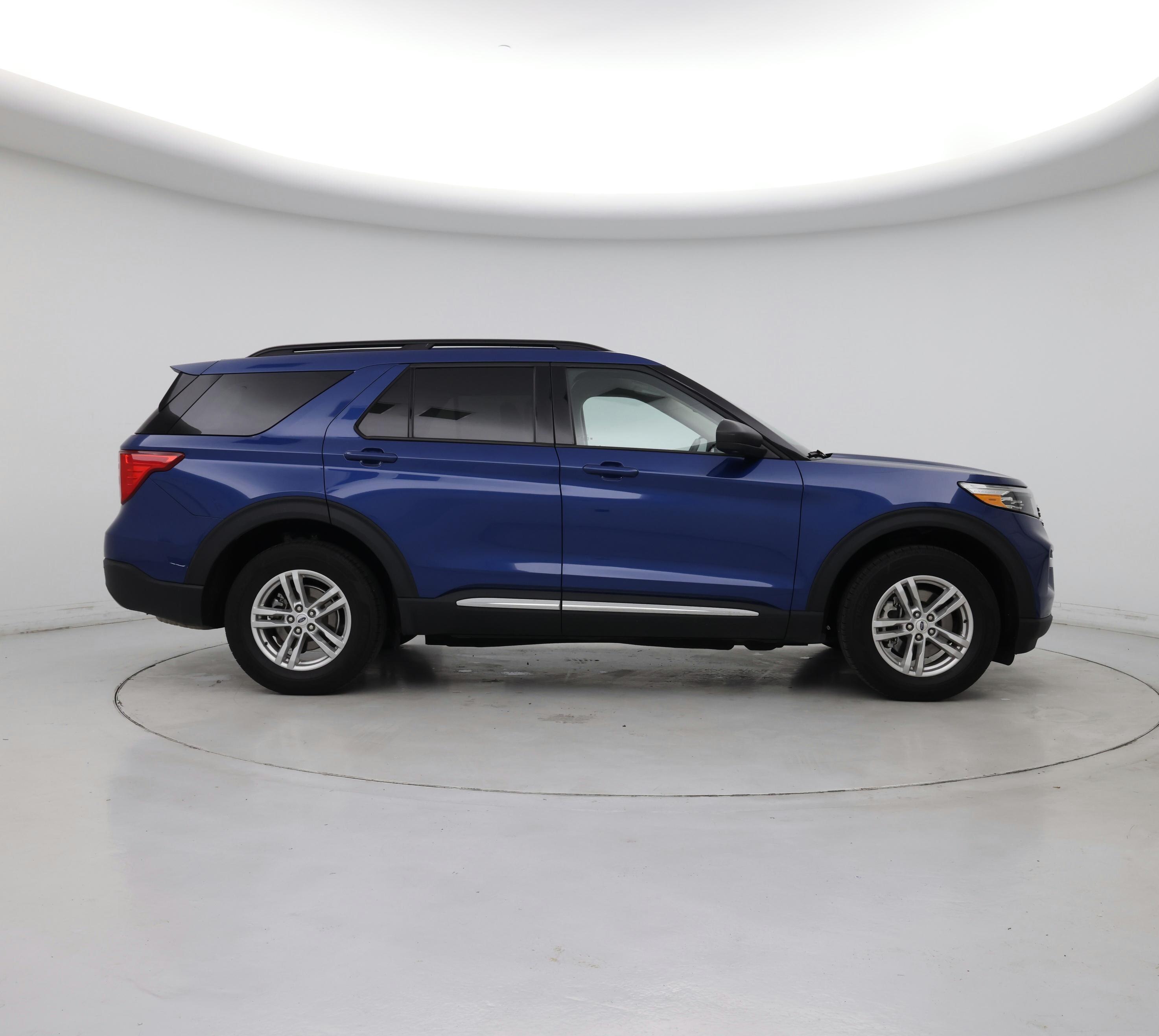 Thumbnail: 2023 Ford Explorer - 7
