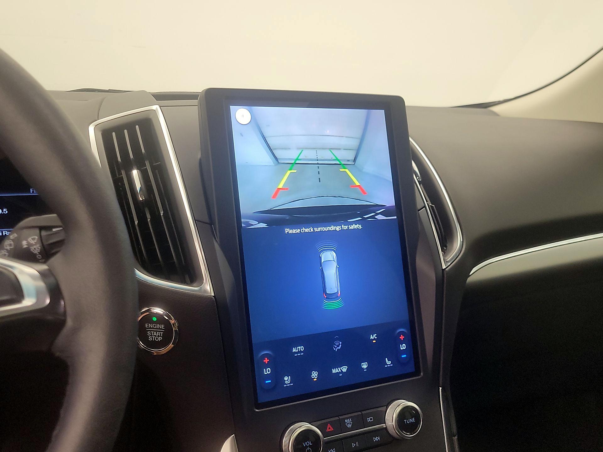 Thumbnail: 2024 Ford Edge - 14