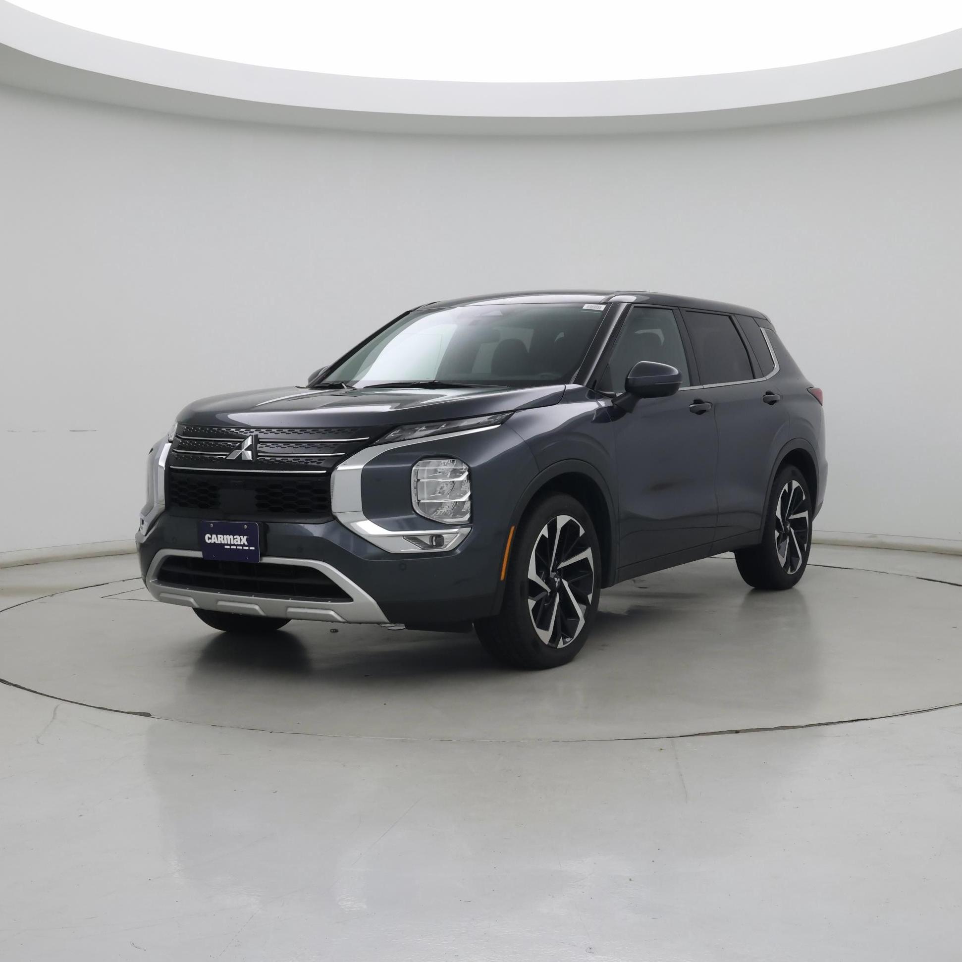 Thumbnail: 2024 Mitsubishi Outlander - 4