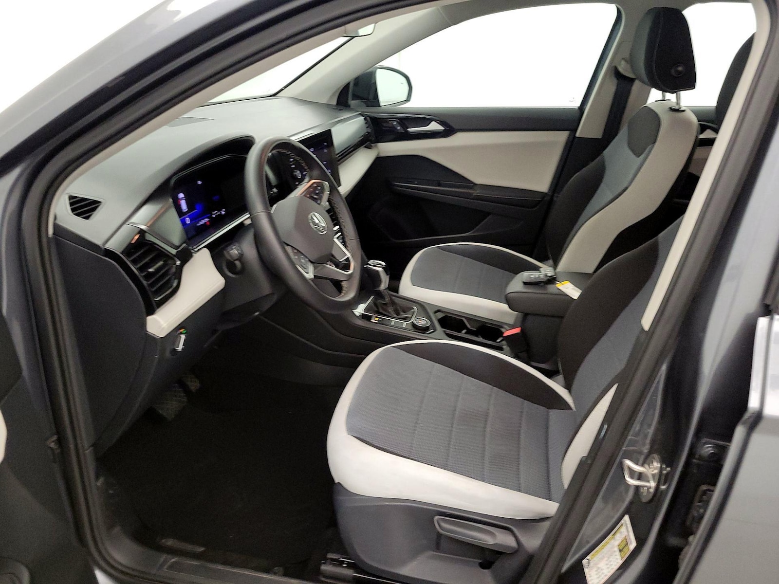 2025 Volkswagen Taos S - Photo 12