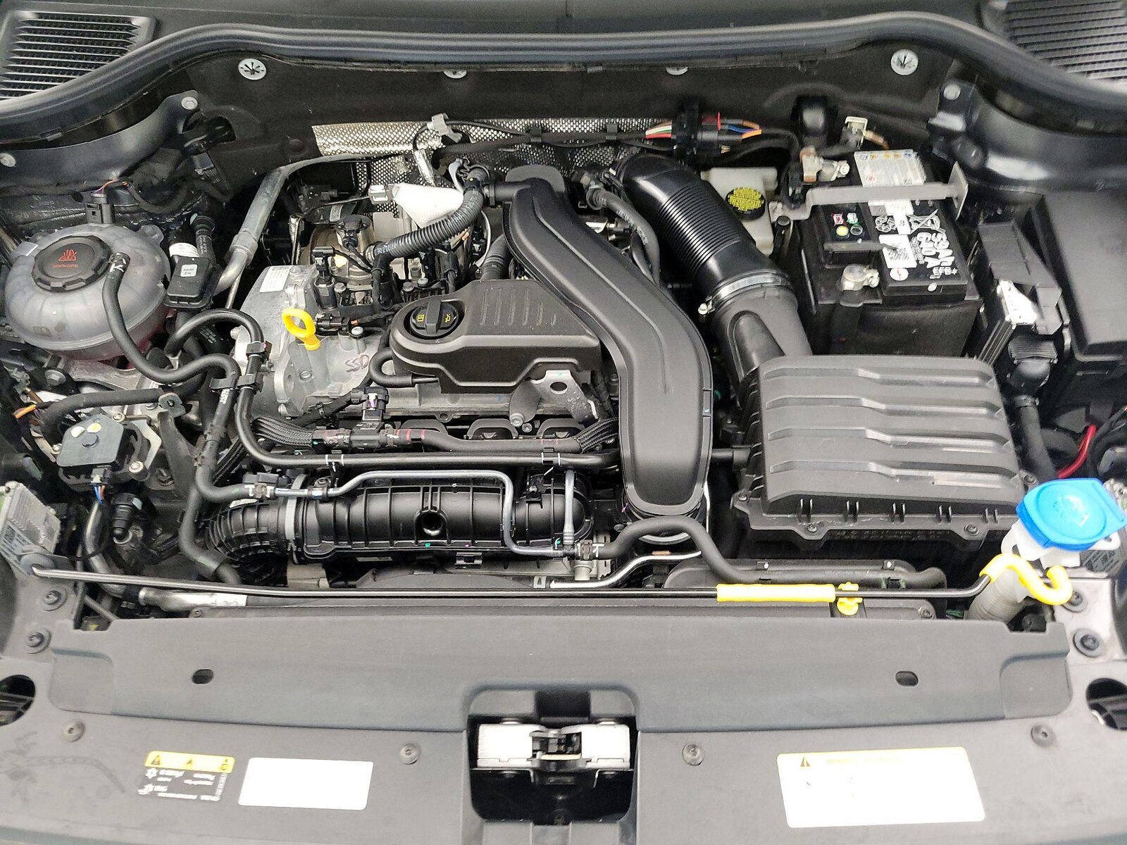 2025 Volkswagen Taos S - Photo 22