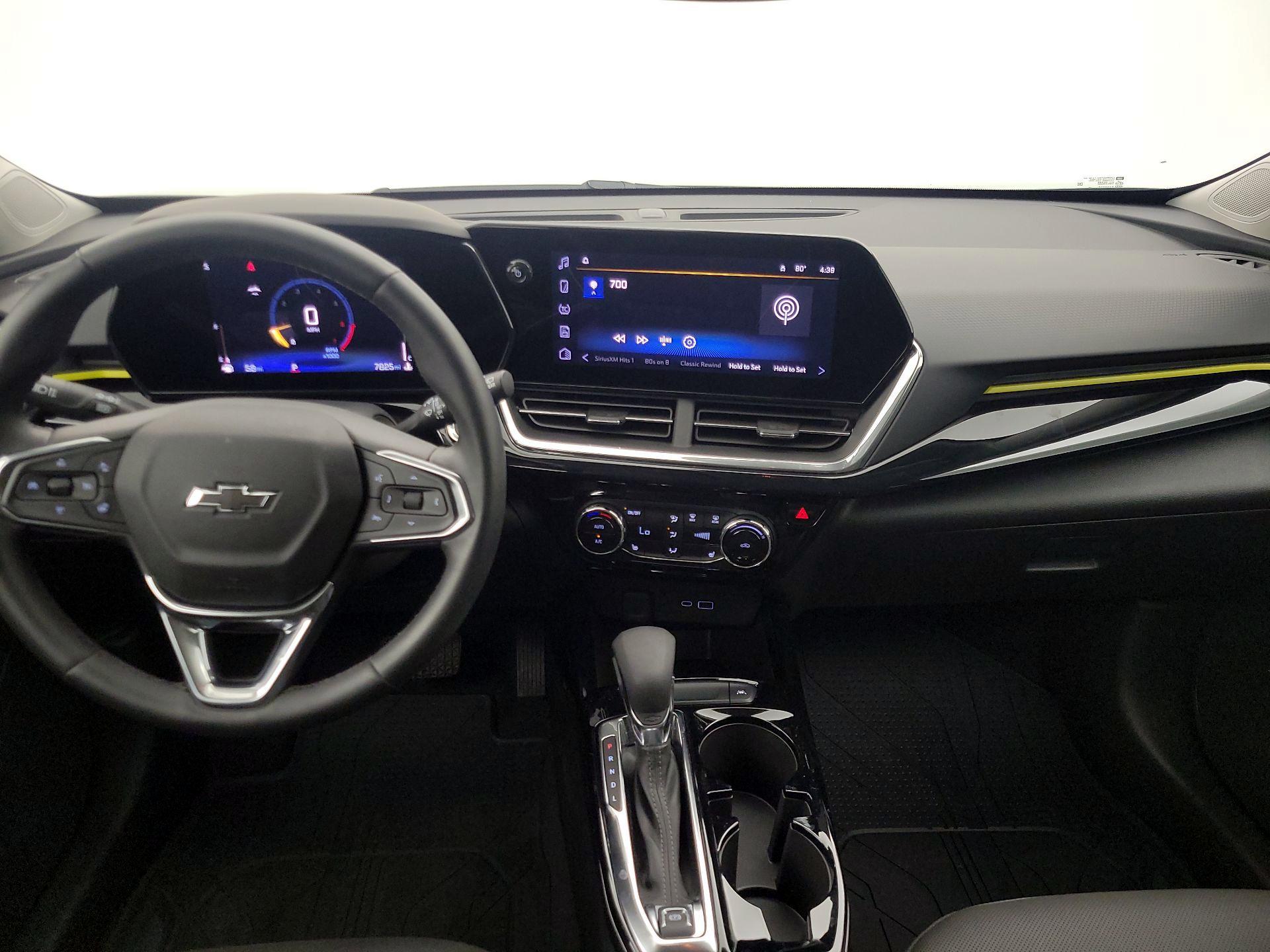 Thumbnail: 2025 Chevrolet Trax - 9