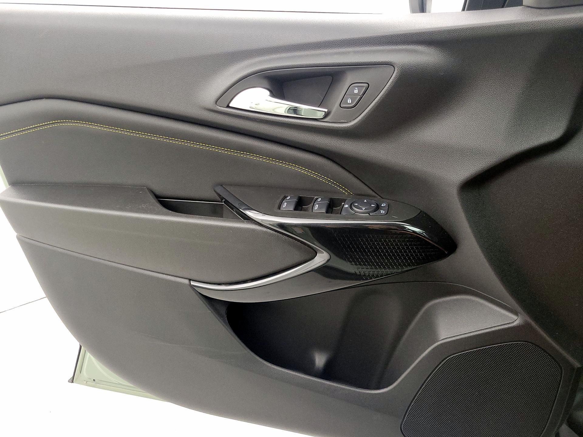 Thumbnail: 2025 Chevrolet Trax - 12