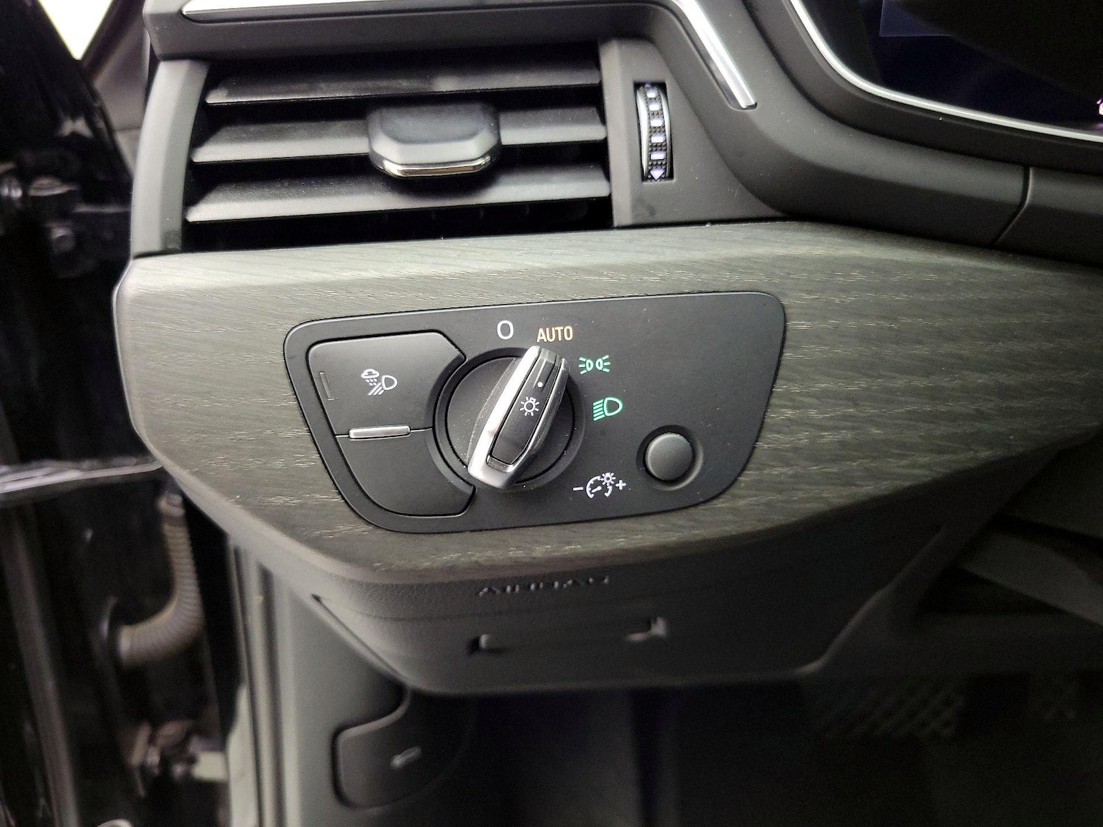 2024 Audi A4 Premium Plus - Photo 14