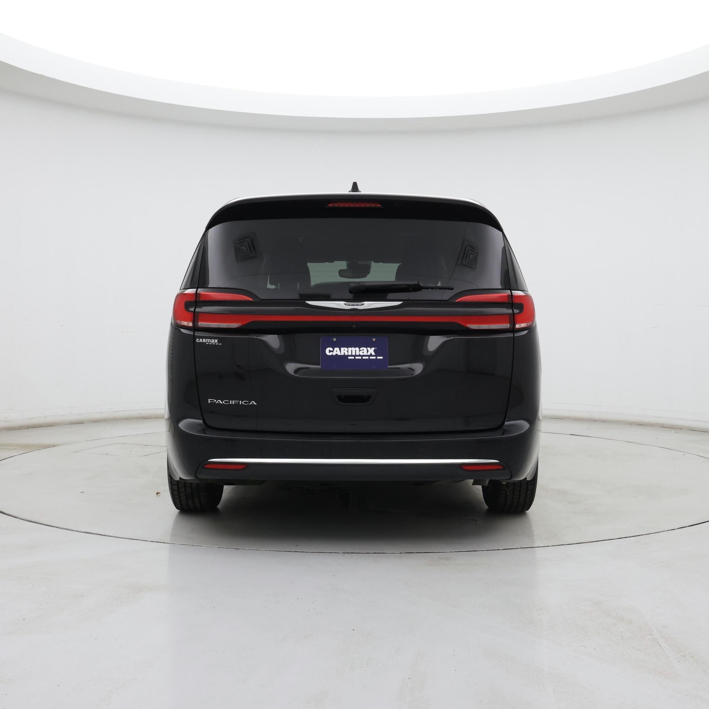 Thumbnail: 2024 Chrysler Pacifica - 6