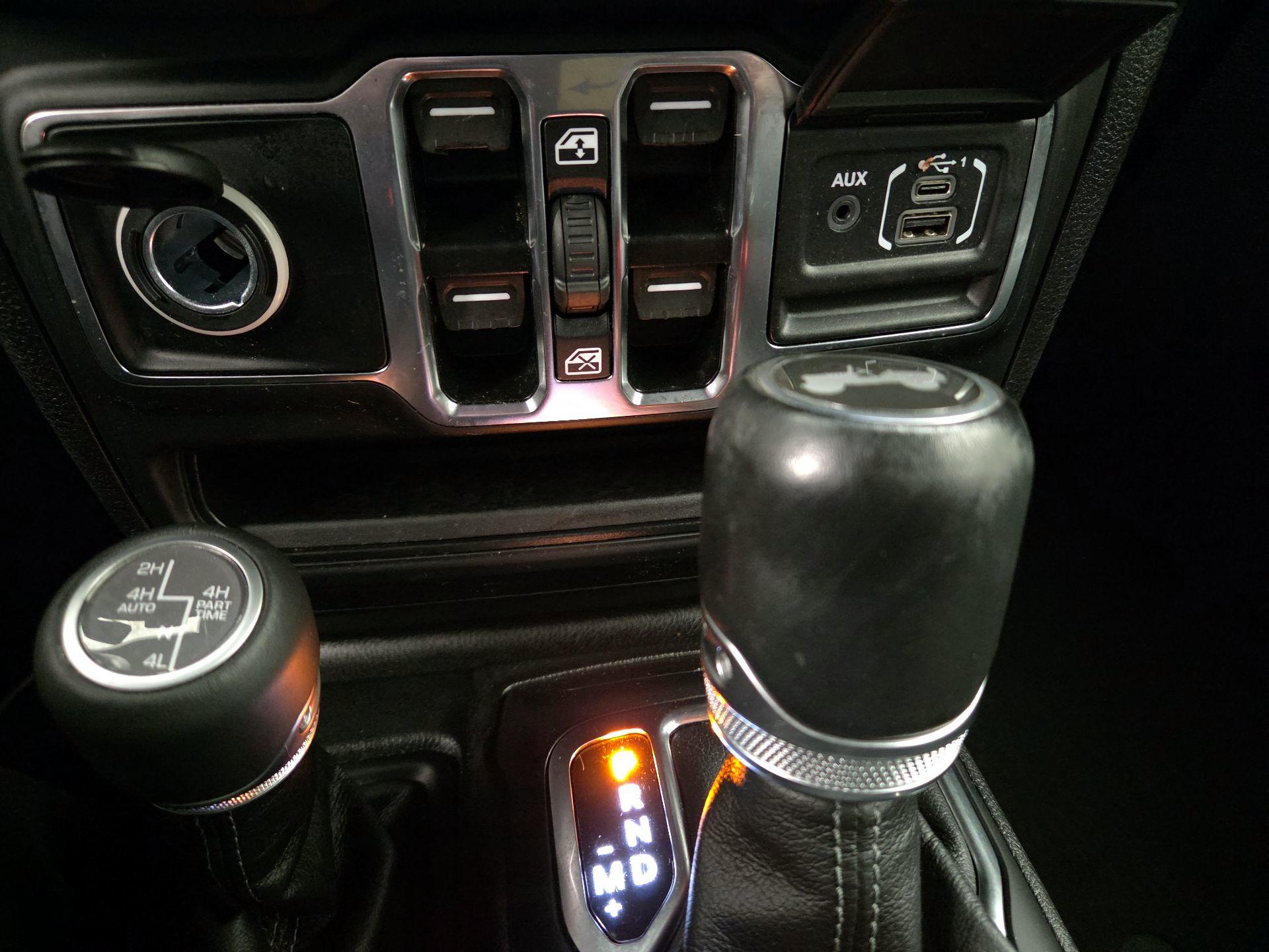 Thumbnail: 2024 Jeep Wrangler - 19