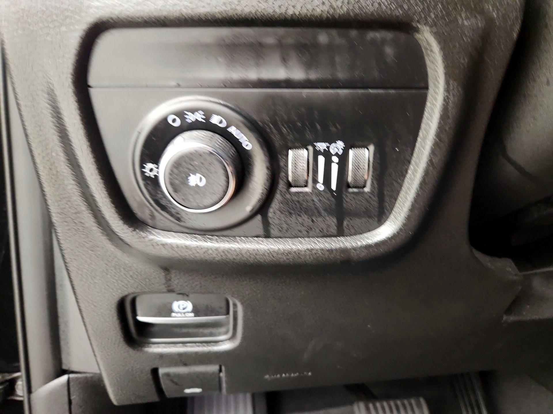 Thumbnail: 2023 Jeep Grand Cherokee - 13