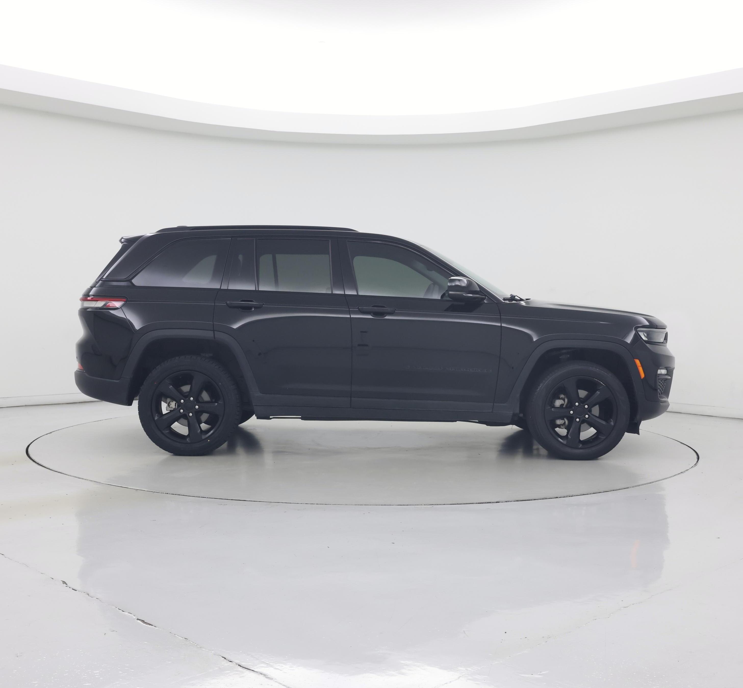 Thumbnail: 2023 Jeep Grand Cherokee - 7