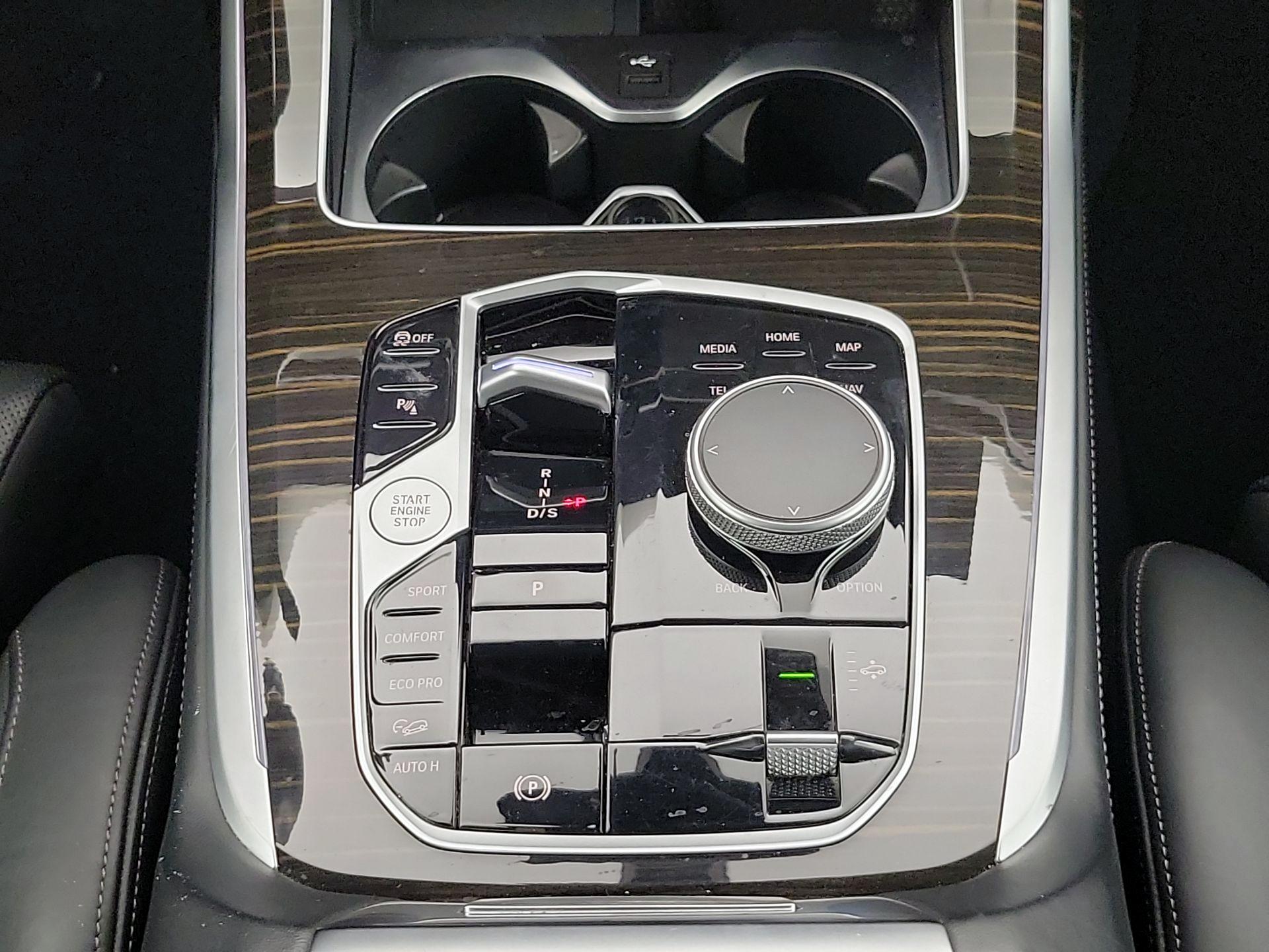 Thumbnail: 2025 BMW X7 - 18