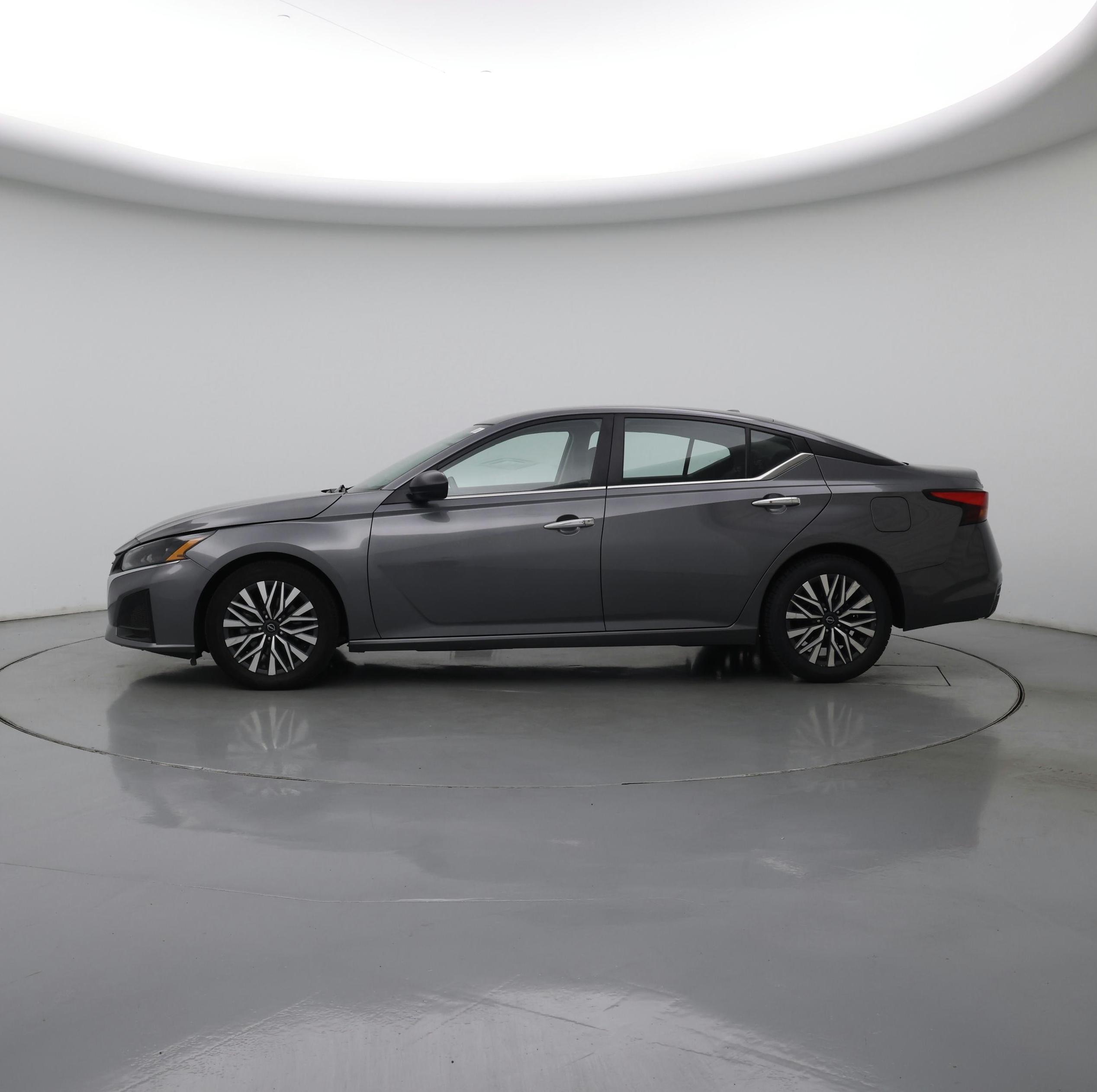 Thumbnail: 2024 Nissan Altima - 3
