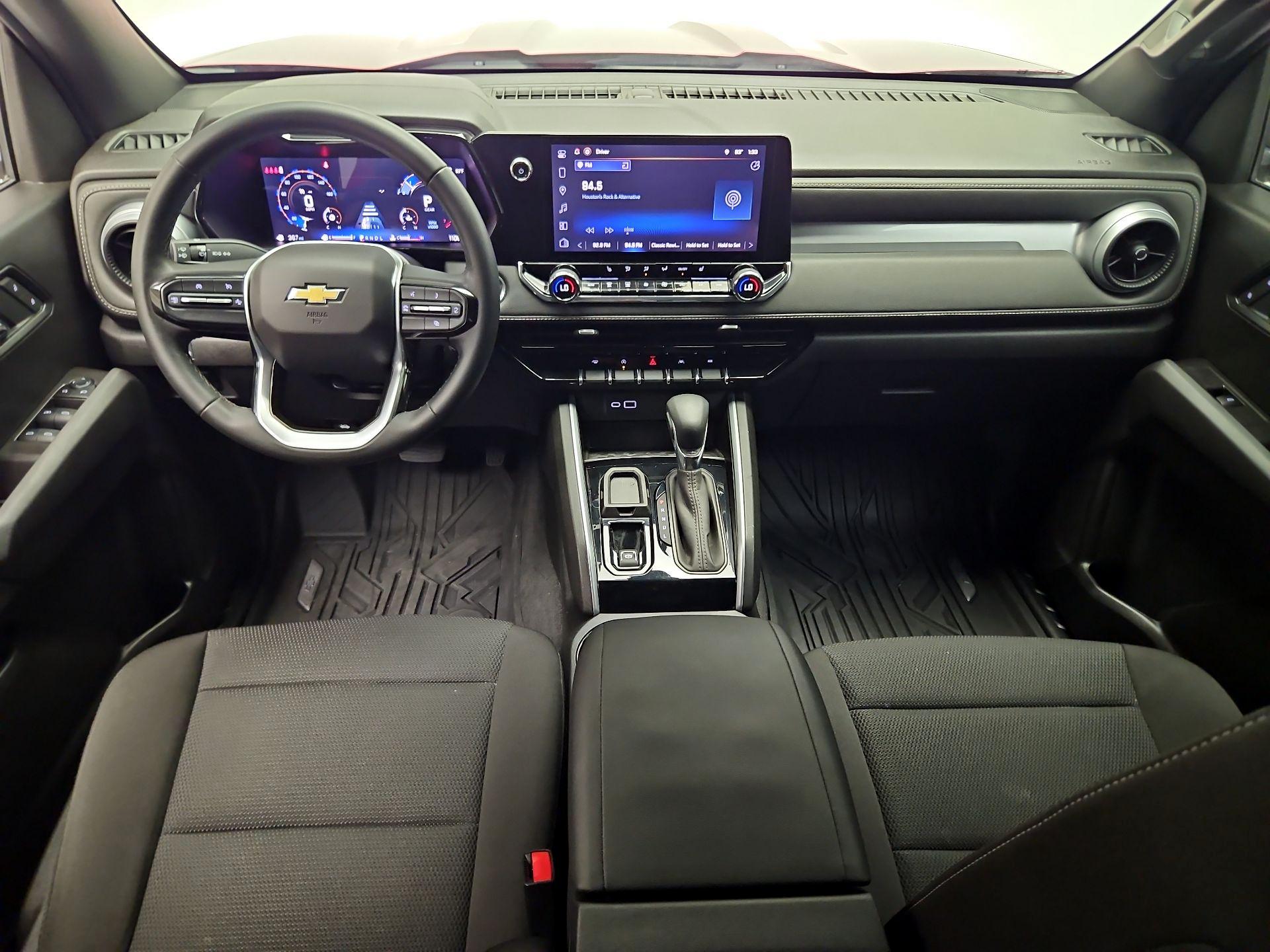 Thumbnail: 2025 Chevrolet Colorado - 9