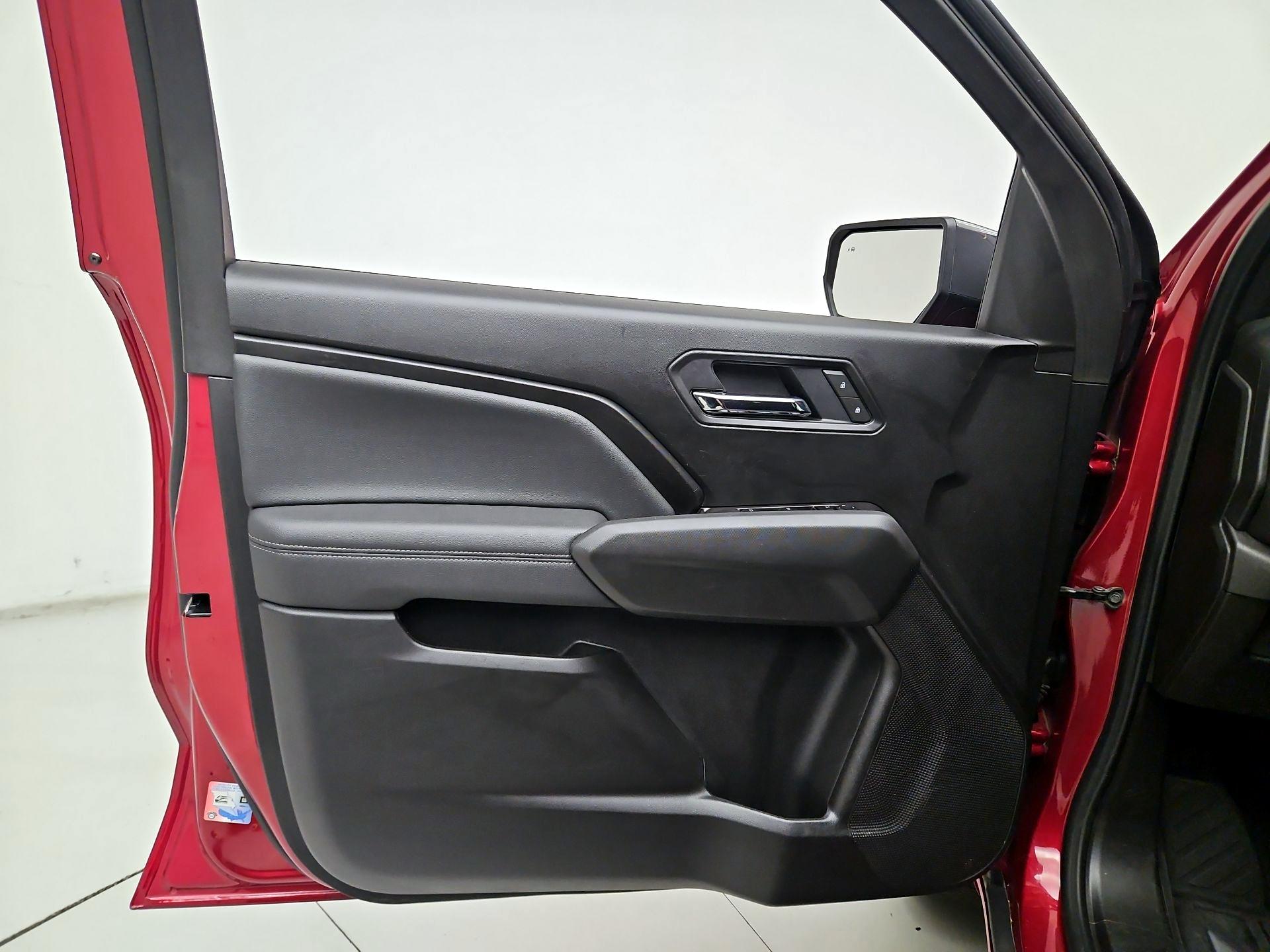 Thumbnail: 2025 Chevrolet Colorado - 12