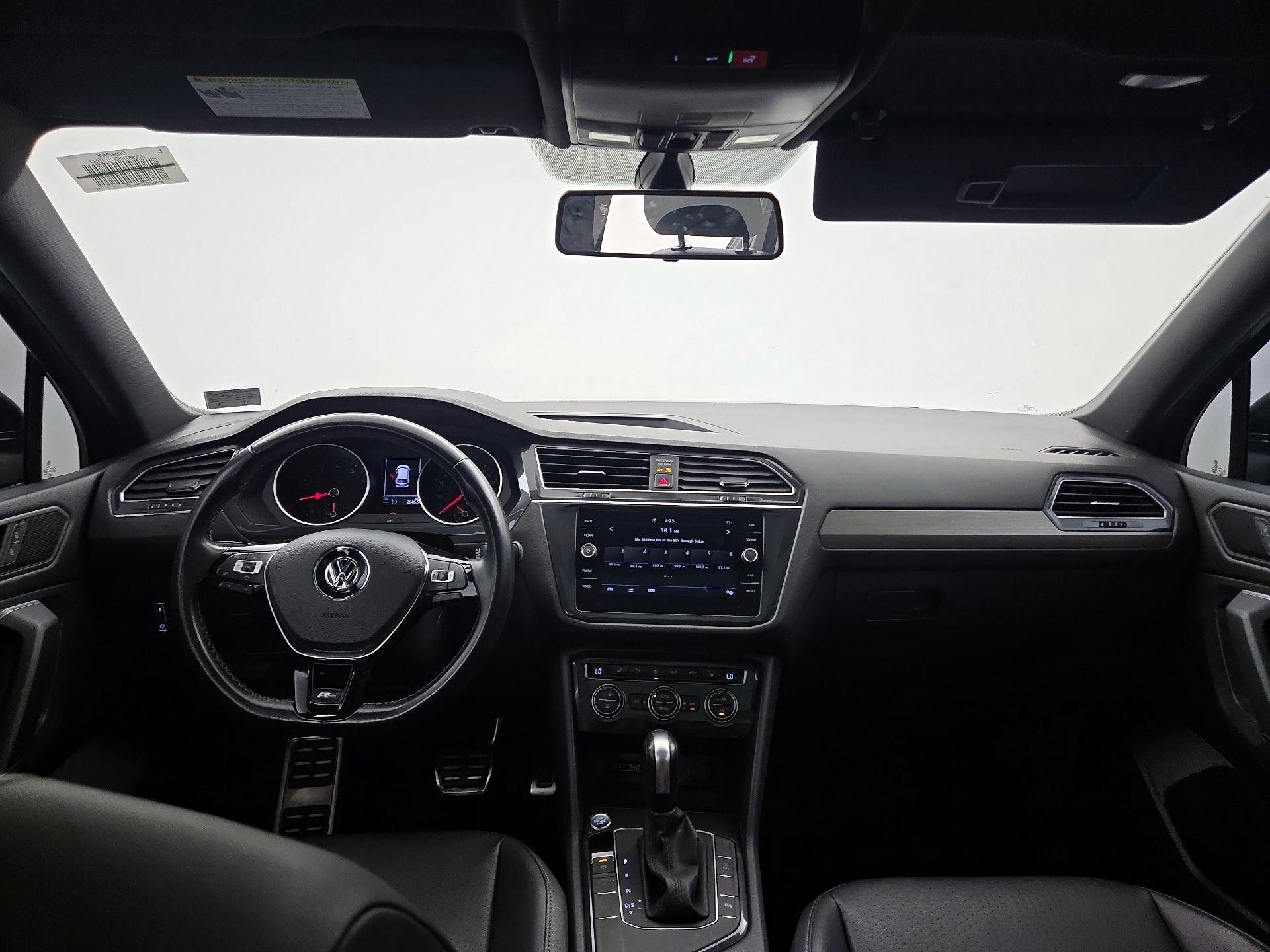 Thumbnail: 2020 Volkswagen Tiguan - 9