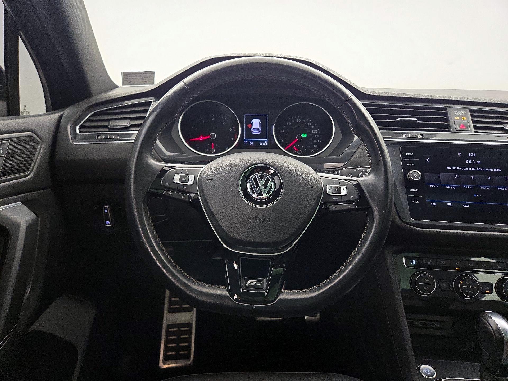 Thumbnail: 2020 Volkswagen Tiguan - 10
