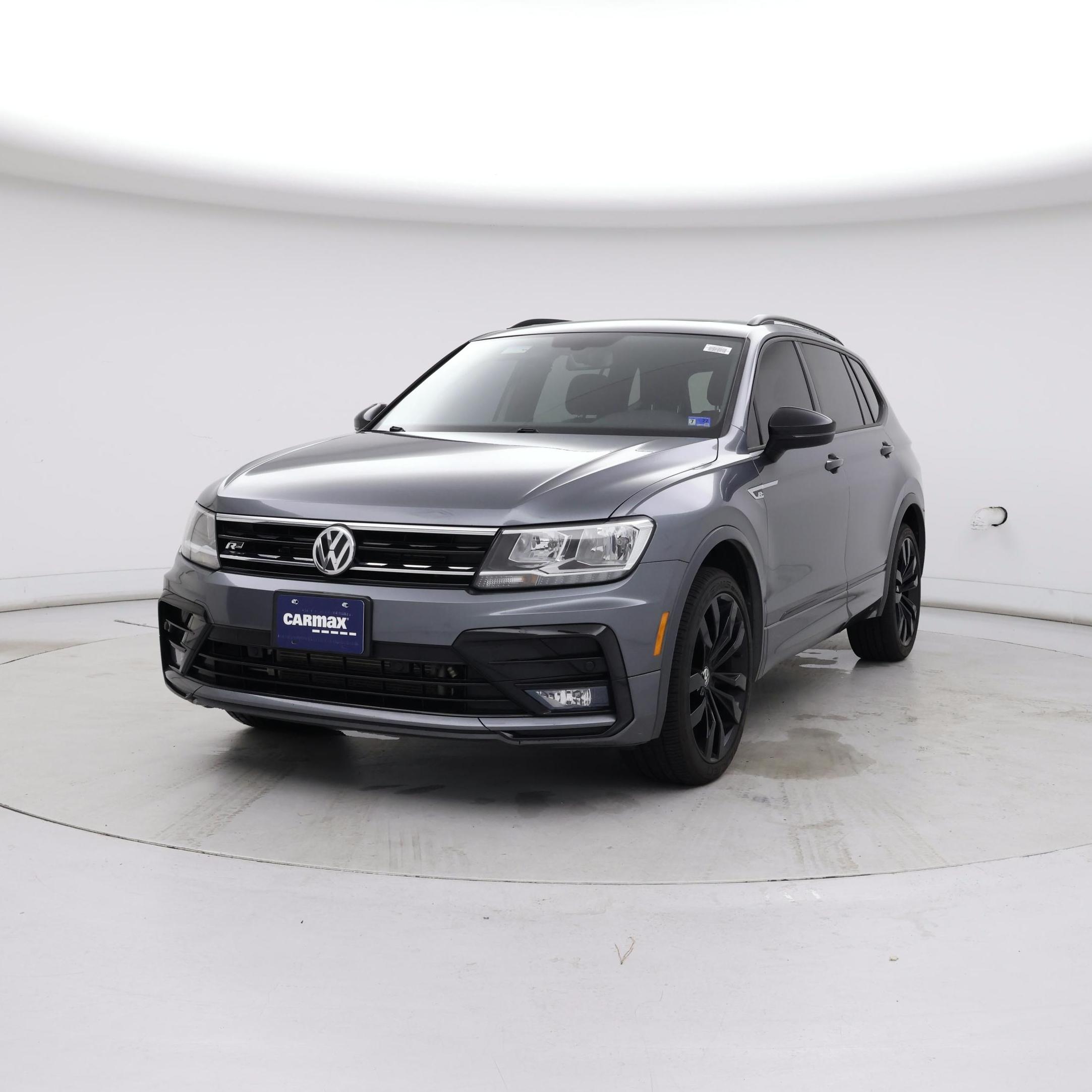 Thumbnail: 2020 Volkswagen Tiguan - 4